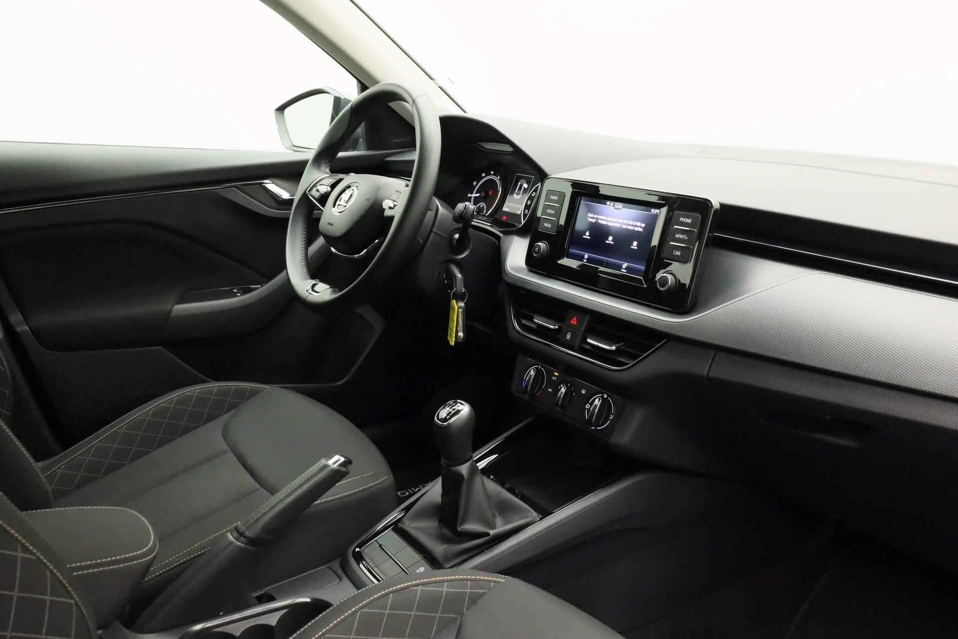 Skoda Kamiq 1.0 TSI 110PK Ambition | Cruise | Airco | 16 inch | Apple Carplay / Android Auto | DAB - 32/35