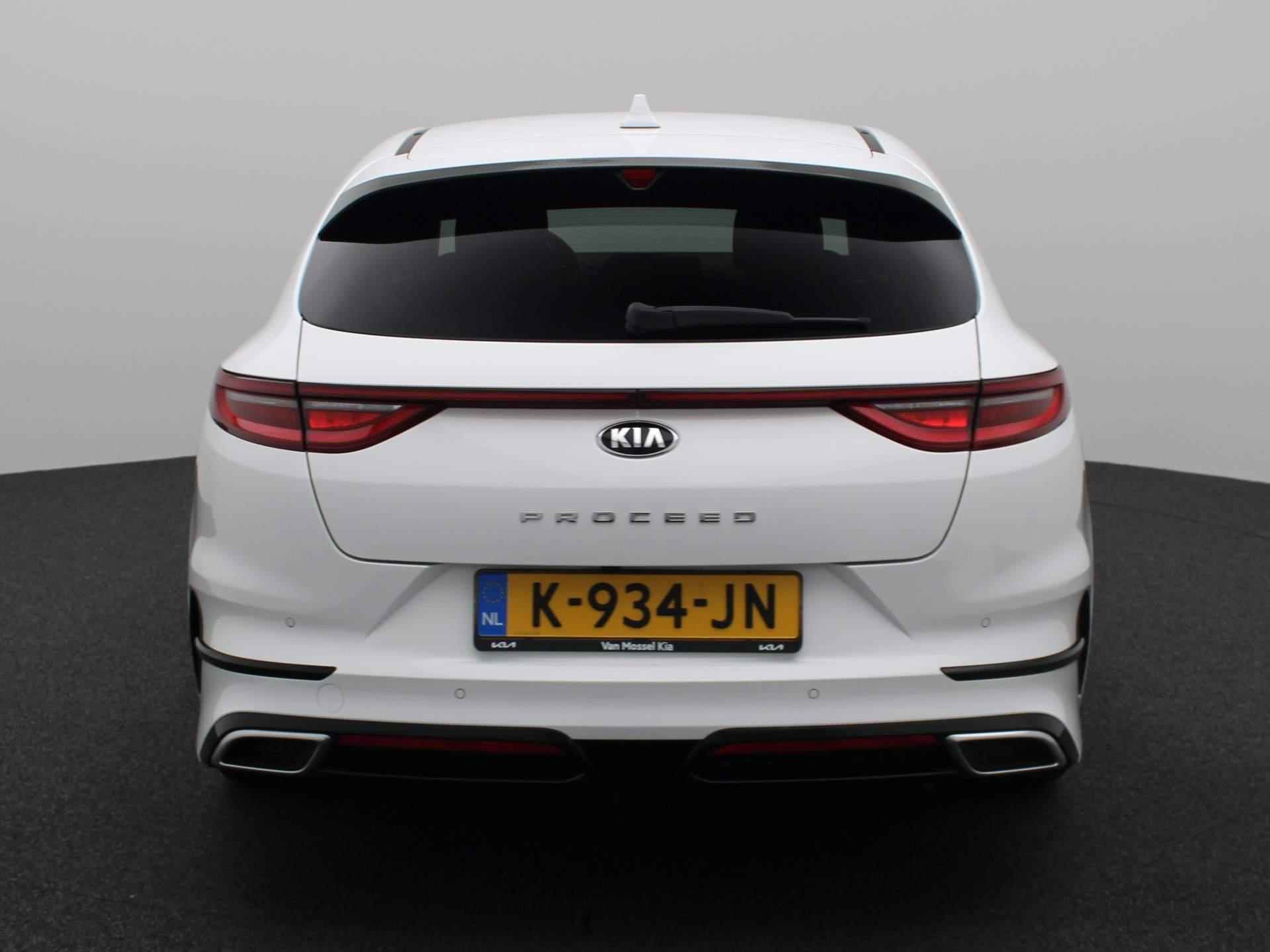 Kia ProCeed 1.0 T-GDI GT-Line Edition | Stoelverwarming | Trekhaak | Achteruitrijcamera | Navigatie | Lichtmetalen velgen 17" | Cruise Control | Climate Control - 32/36