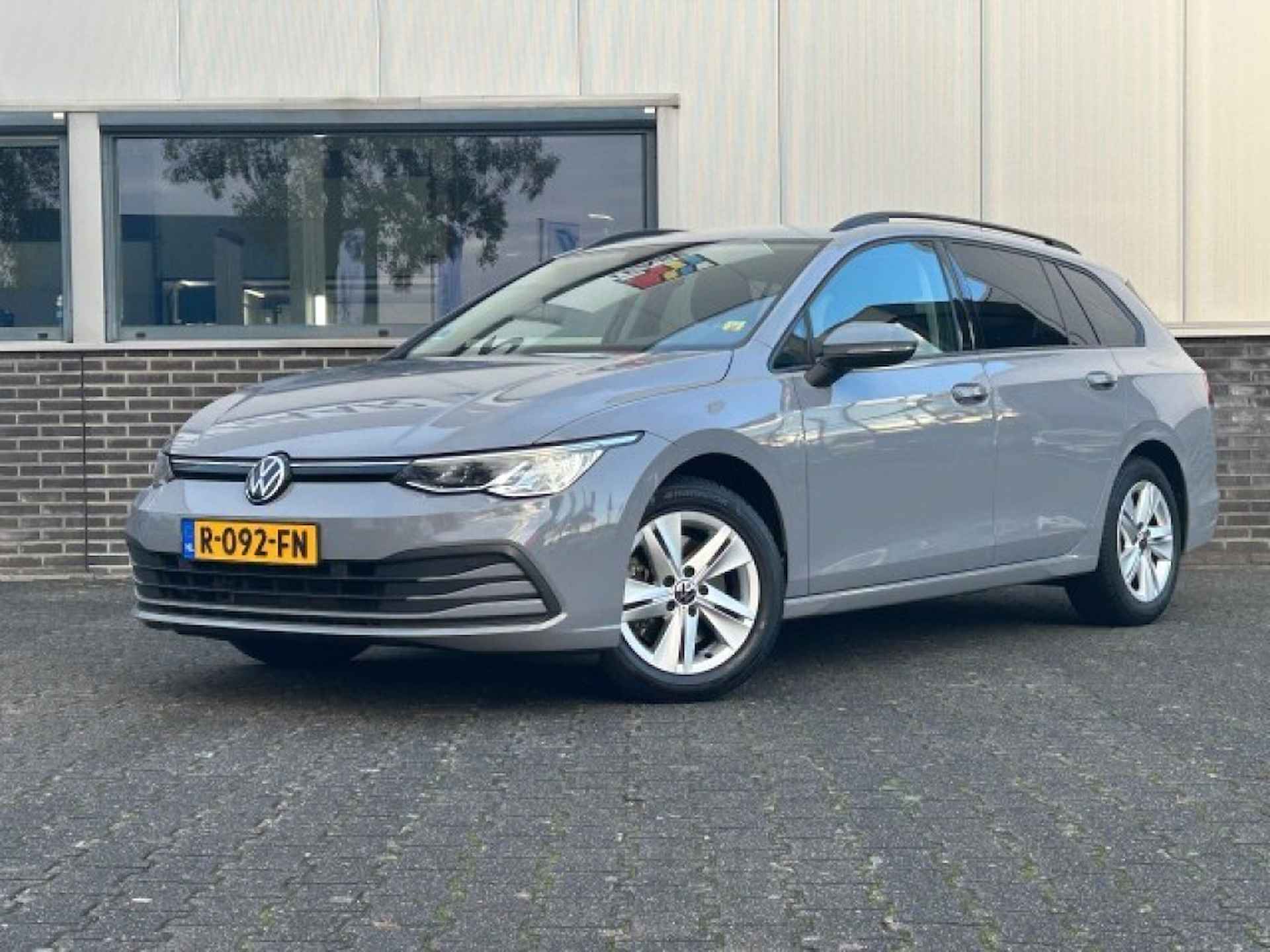 VOLKSWAGEN Golf Variant 2.0 TDI Style Automaat - Stoelverwarm. Navigatie - 2/25