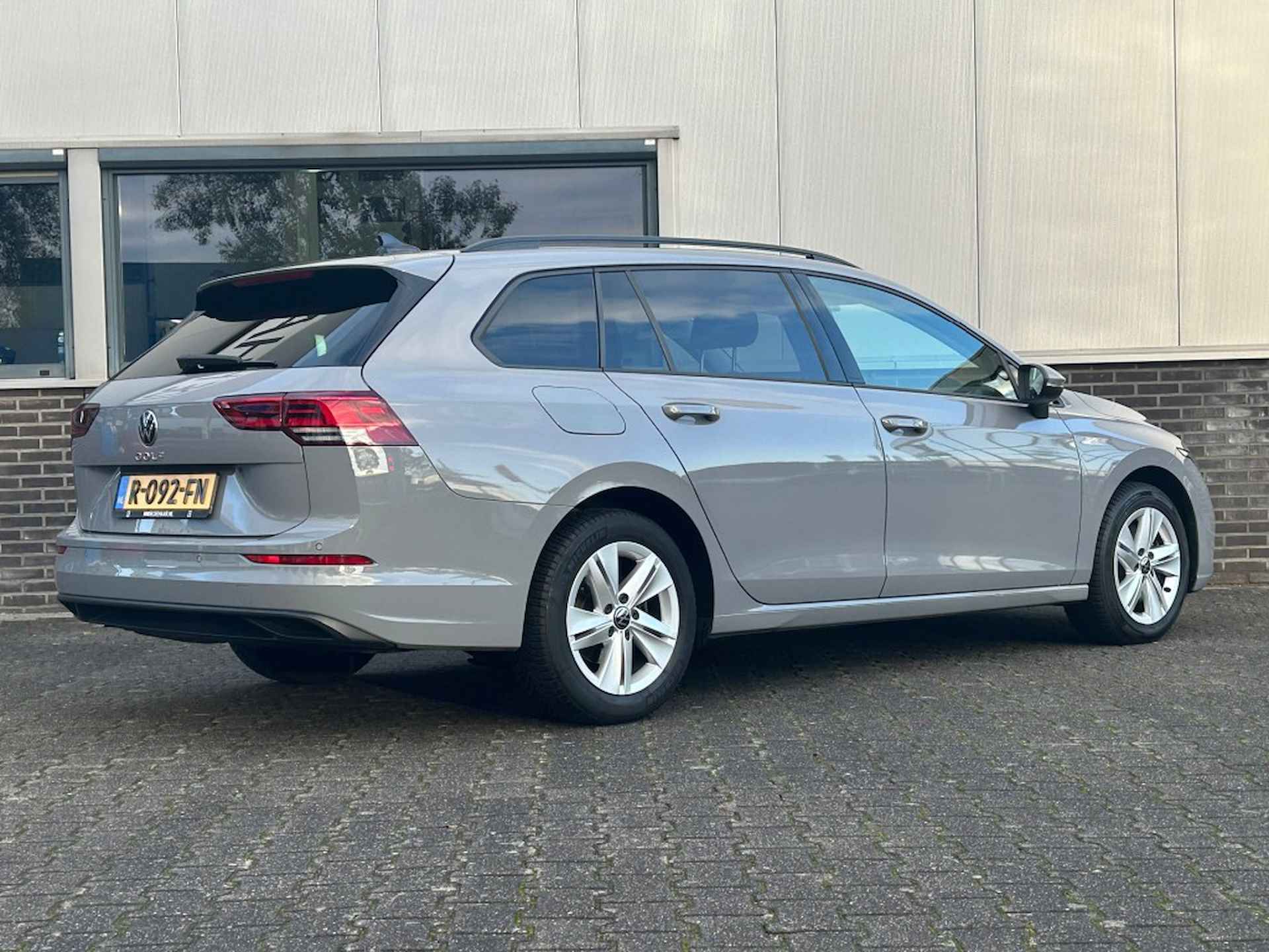 VOLKSWAGEN Golf Variant 2.0 TDI Style Automaat - Stoelverwarm. Navigatie - 6/25