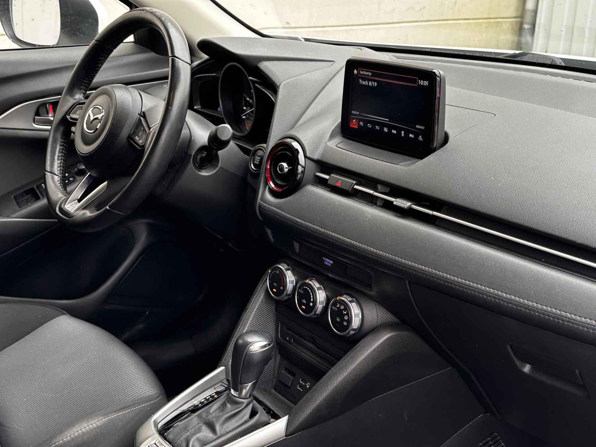 Mazda CX-3 2.0 SkyActiv-G 120 SkyLease+ Automaat / Navigatie / Achteruitrijcamera / Trekhaak / Apple CarPlay/Android Auto / Vierseizoensbanden / Cruise Control / Climate Control / - 6/33