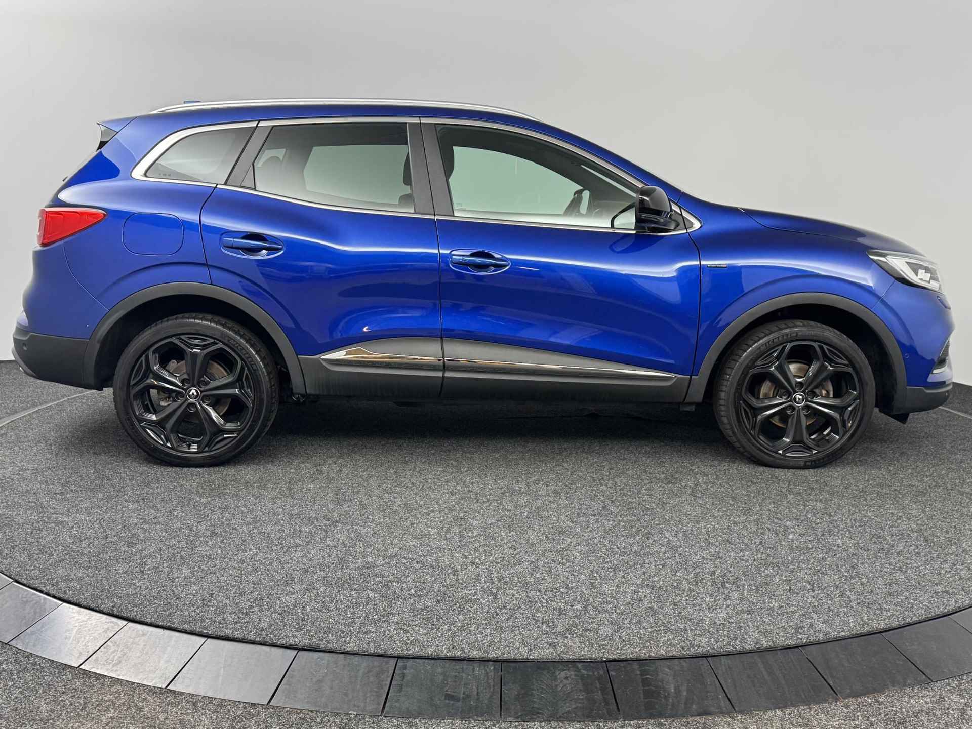 Renault Kadjar 1.3 TCe 160 EDC Black Edition | Dodehoek detectie | Elektrisch verwarmbare voorruit - 10/53