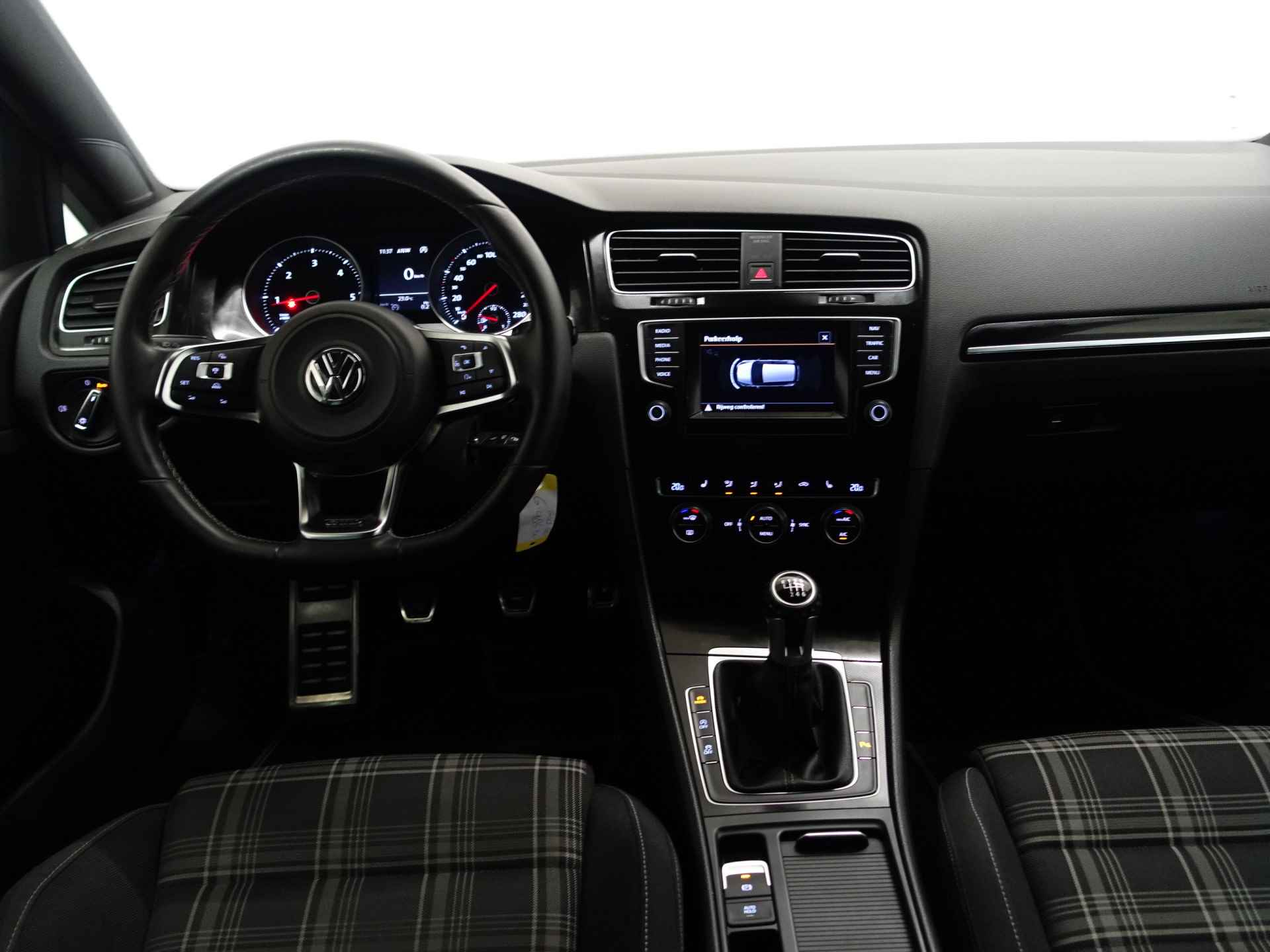 Volkswagen Golf 2.0 TDI GTD Performance- Xenon Led, Navi, Stoelverwarming, Driving selection, Adap Cruise - 40/44