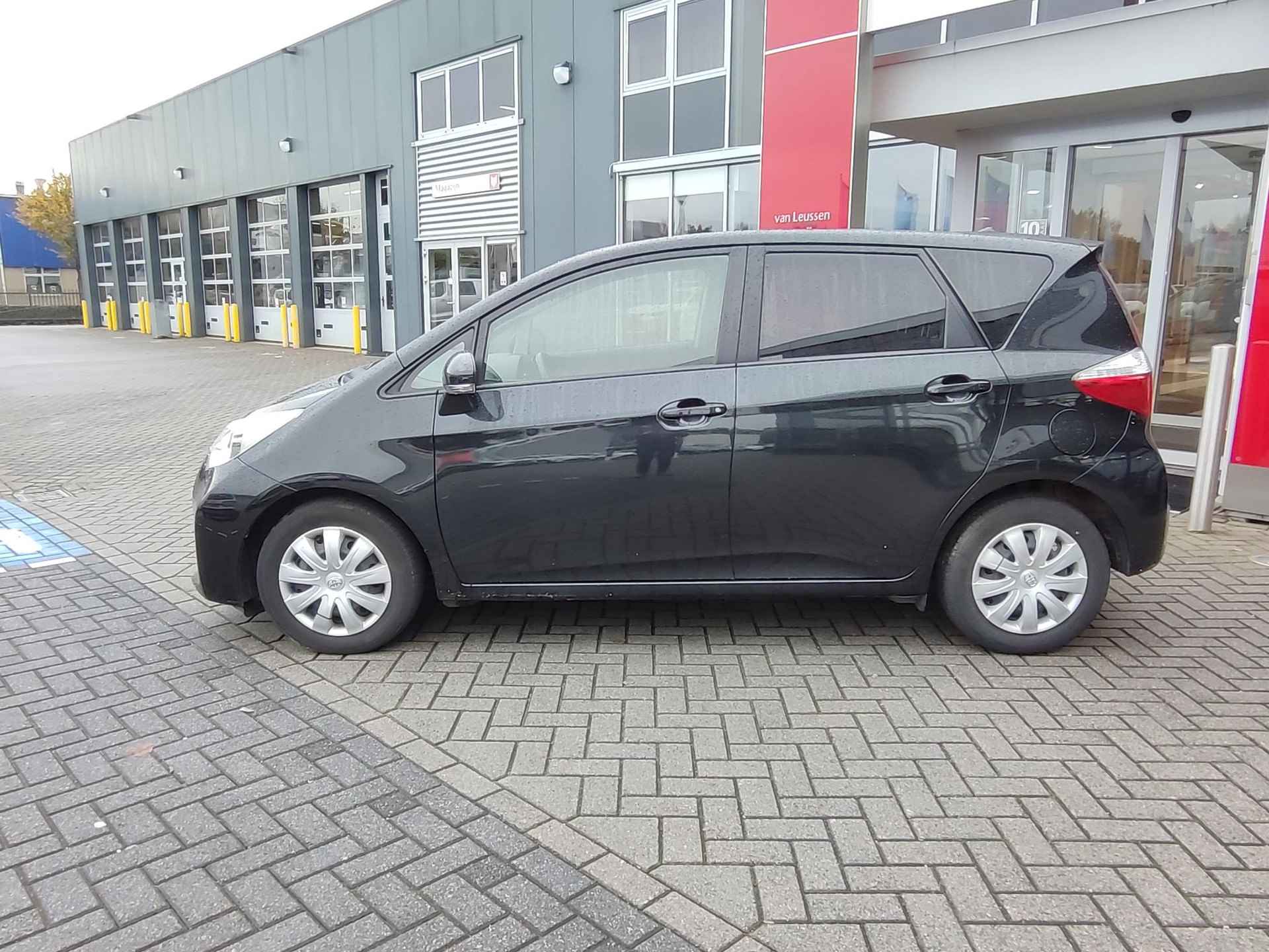 Toyota Verso-S 1.3 VVT-i Aspiration Automaat CRUISE NAVI AIRCO BLUETOOTH CAMERA EL-RAMEN/SPIEGELS - 5/32