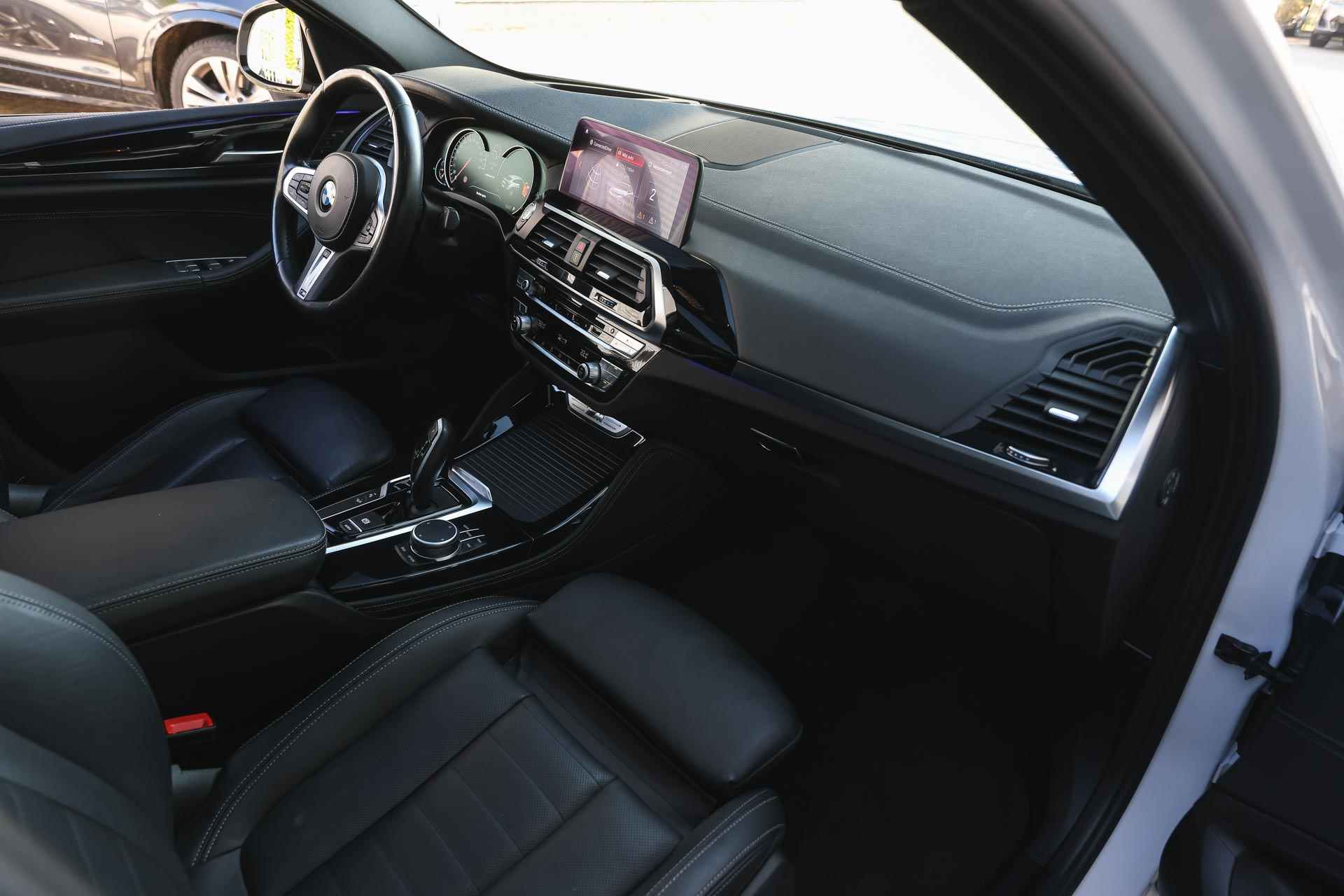 BMW X4 M40i High Executive Automaat / Panoramadak / Stoelventilatie / Adaptieve LED / Head-Up / Harman Kardon / Navigatie Professional / Verwarmd stuurwiel - 5/41