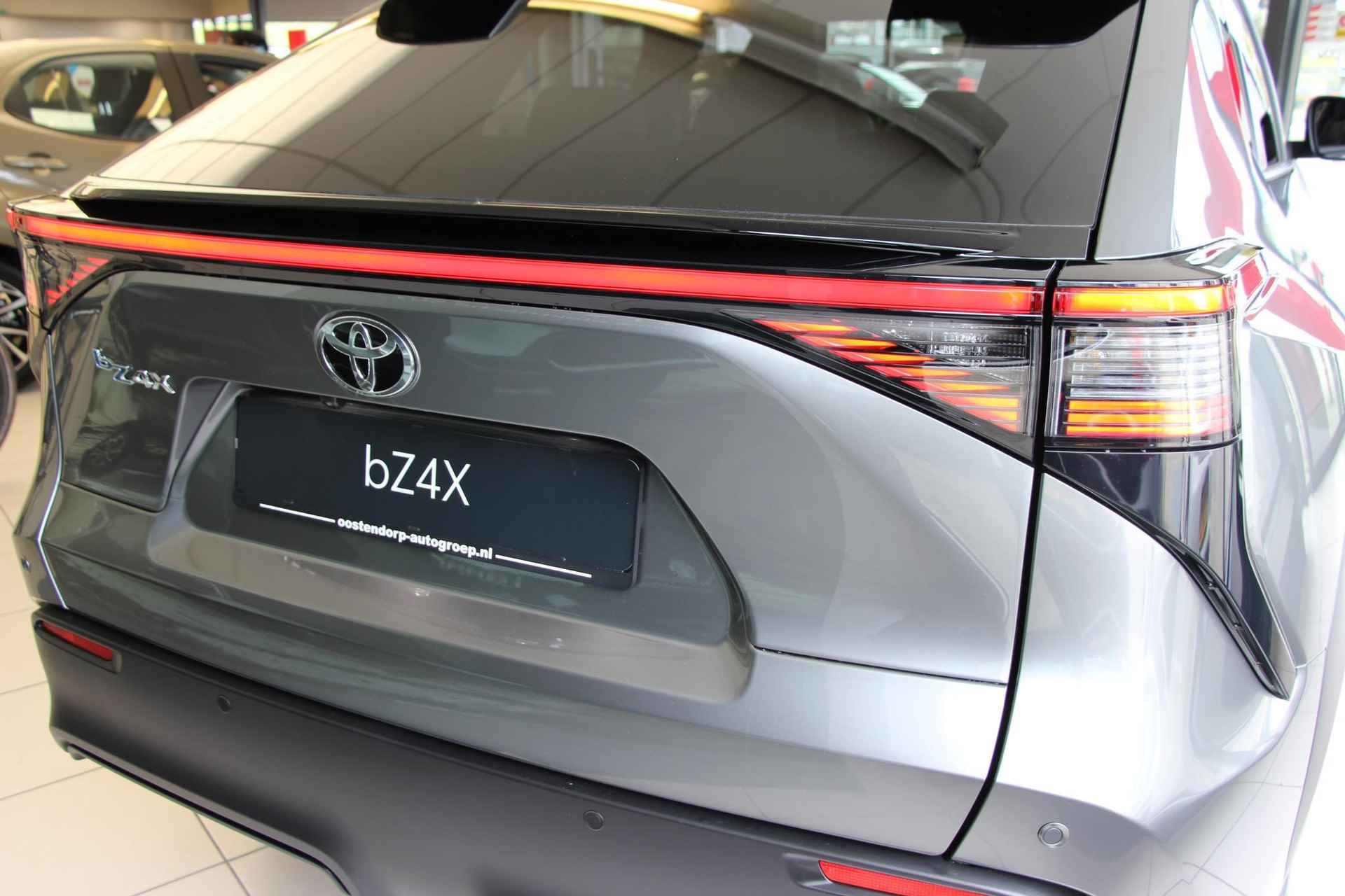 Toyota bZ4X Dynamic 71 kWh **NIEUWE AUTO** - 37/48