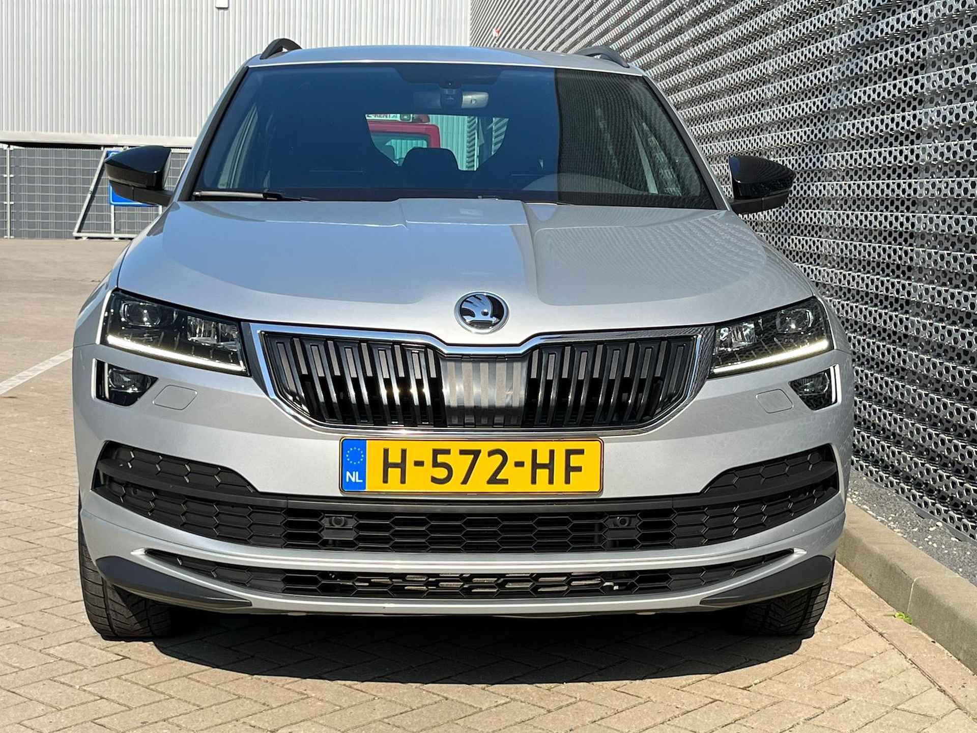 Škoda Karoq 1.5 TSI ACT Sportline Business / Stoelverwarming / Digitale Cockpit / 18" LMV / LED / Elektrische Achterklep ** - 11/37