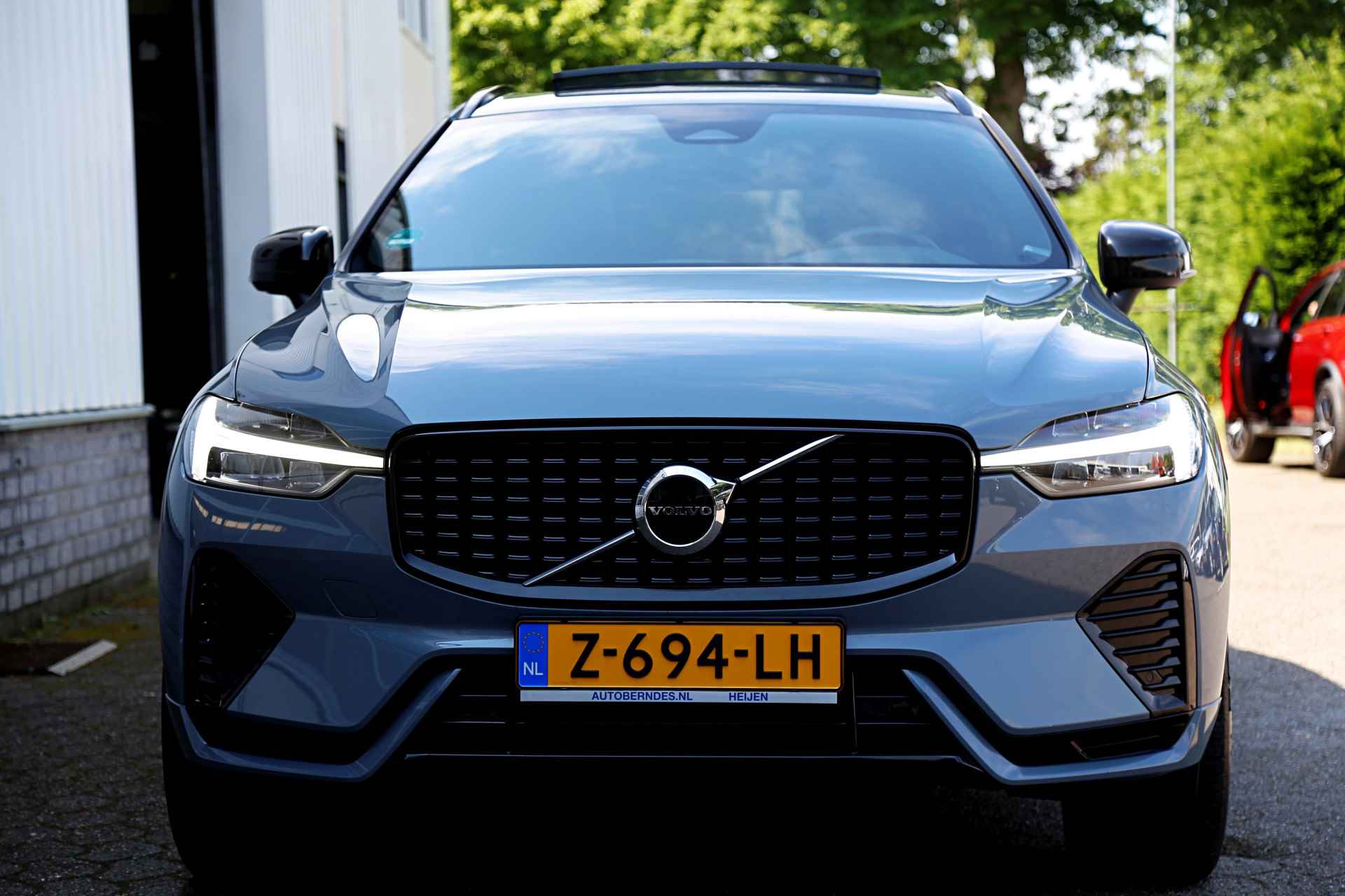 Volvo XC60 2.0 Recharge T8 390PK Plug in AWD R-Design PHEV*Facelift!*Perfect Volvo Onderh.*BTW*Black Pack/Pano/Elek. Trekhaak/Full LED/Stoe - 20/63