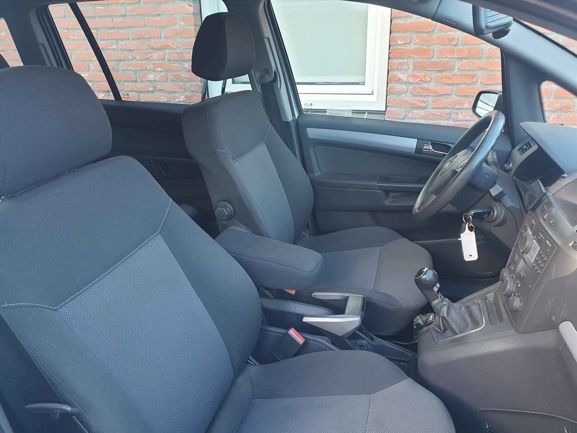 OPEL Zafira 1.8 Enjoy - 9/24