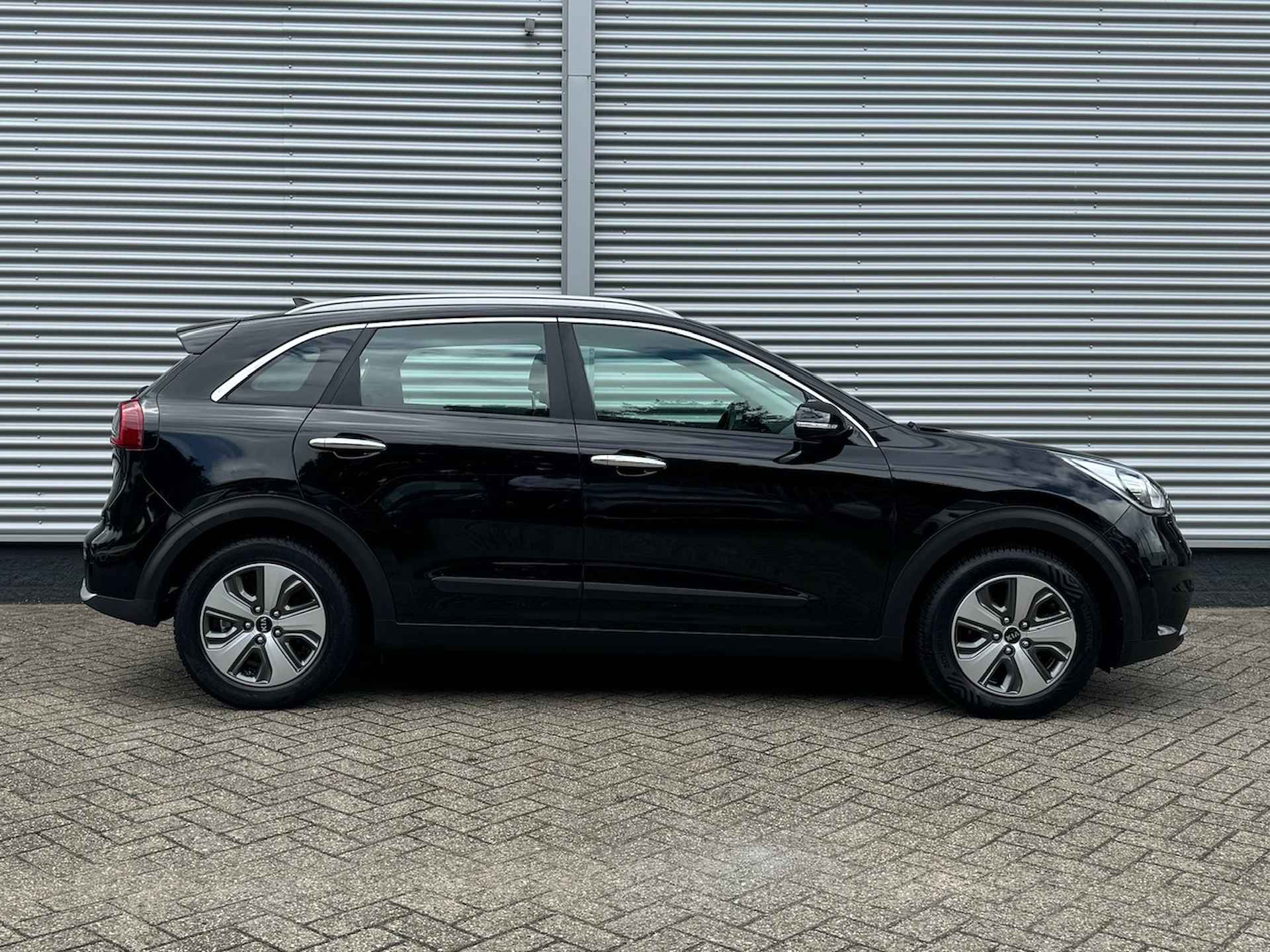 KIA Niro 1.6 GDi Hybrid 141pk DCT6 DynamicLine | Navigatie | Climate | Parkeersensoren voor | - 6/41