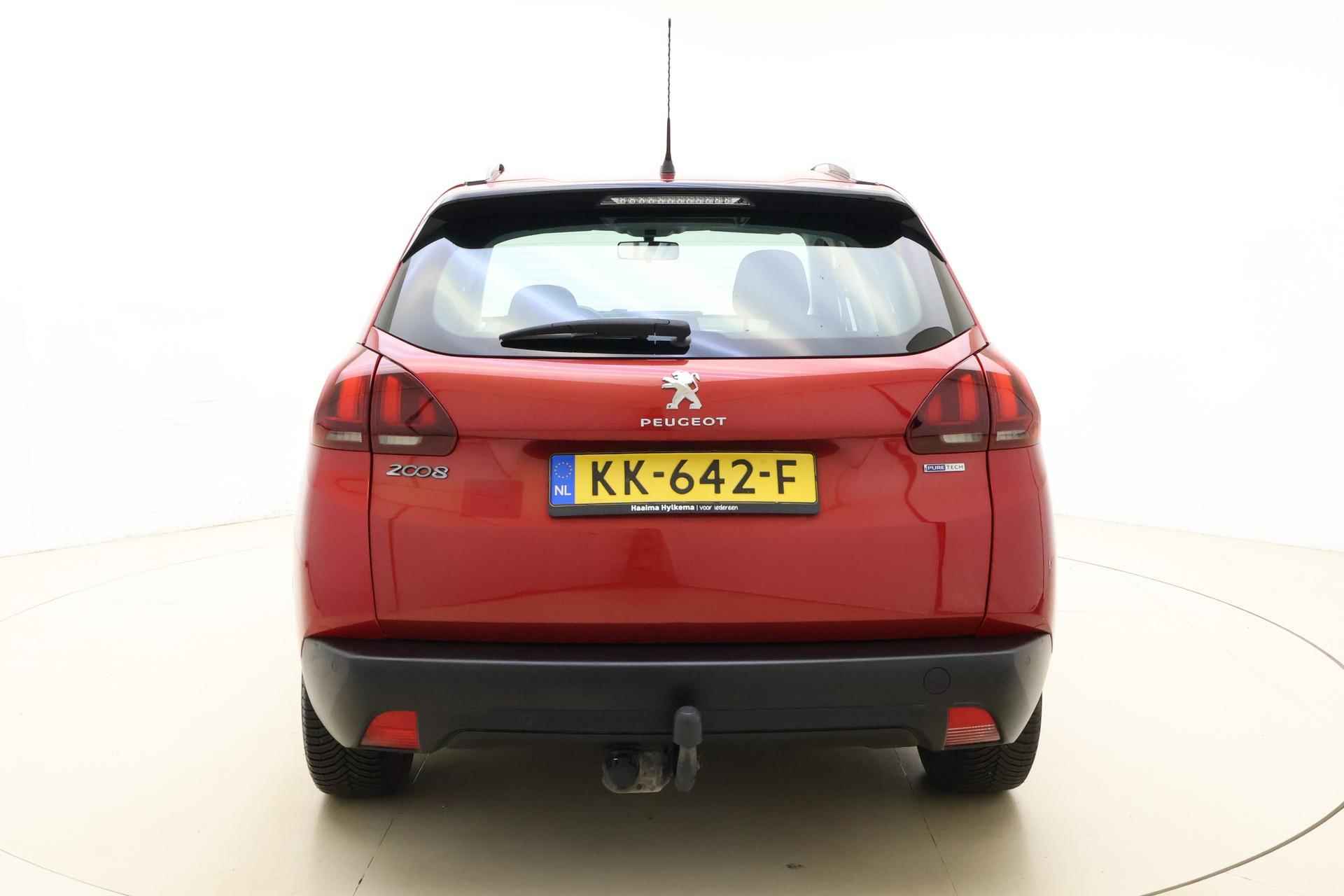 Peugeot 2008 1.2 PureTech Blue Lion | Trekhaak | Cruise Control | Airco | Elektrische ramen (voor) | DAB | Navigatie | Carplay | Parkeersensoren (achter) | - 11/29