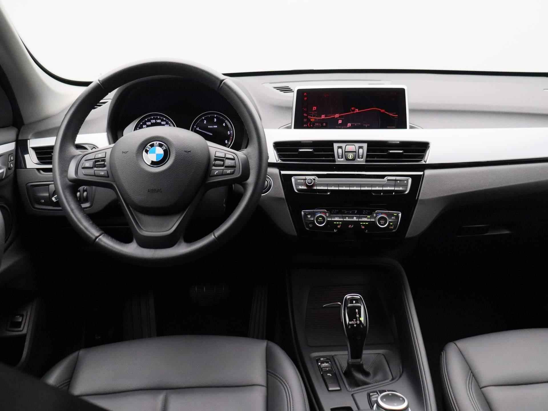 BMW X1 sDrive16d Executive * | Leder | Navigatie | Climate Control | Parkeersensoren | Cruise Control | Bluetooth | Stoelverwarming | Elektrische Achterklep | - 7/37