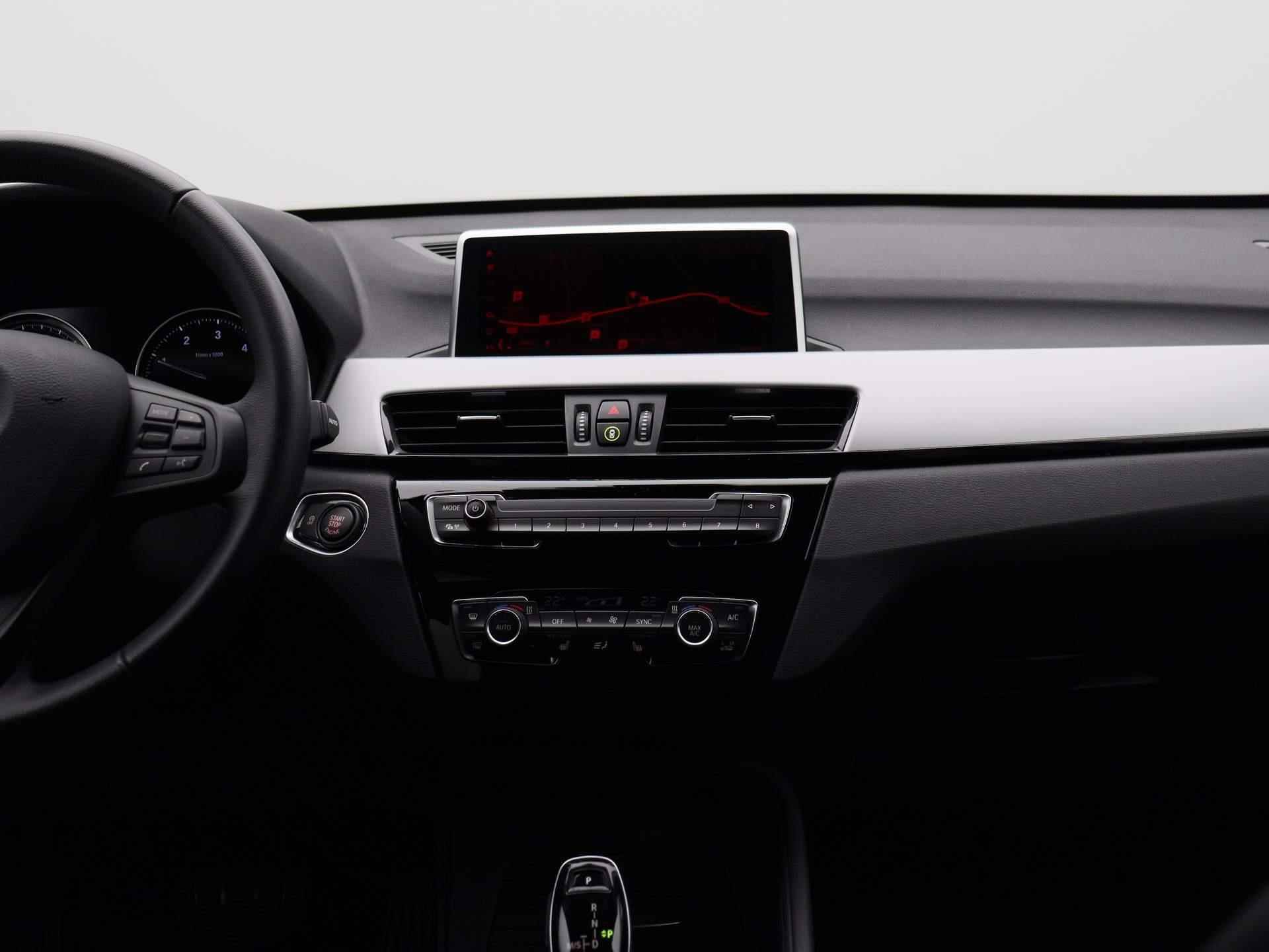 BMW X1 sDrive16d Executive * | Leder | Navigatie | Climate Control | Parkeersensoren | Cruise Control | Bluetooth | Stoelverwarming | Elektrische Achterklep | - 9/37
