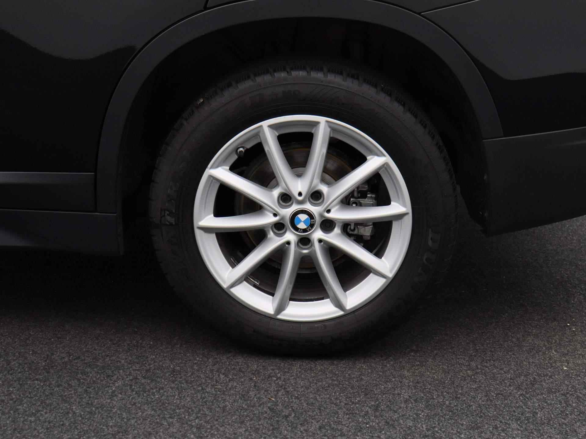 BMW X1 sDrive16d Executive * | Leder | Navigatie | Climate Control | Parkeersensoren | Cruise Control | Bluetooth | Stoelverwarming | Elektrische Achterklep | - 16/37