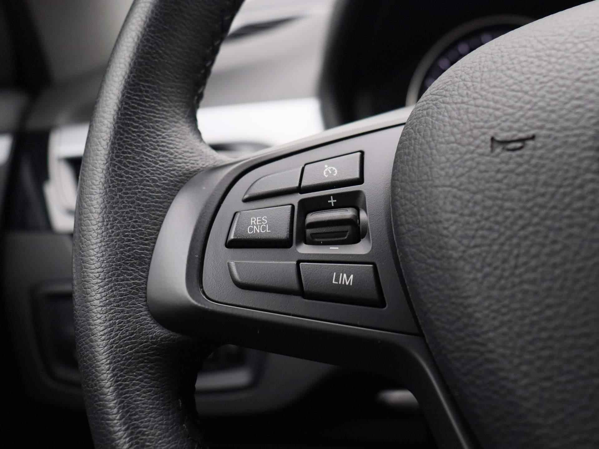 BMW X1 sDrive16d Executive * | Leder | Navigatie | Climate Control | Parkeersensoren | Cruise Control | Bluetooth | Stoelverwarming | Elektrische Achterklep | - 23/37