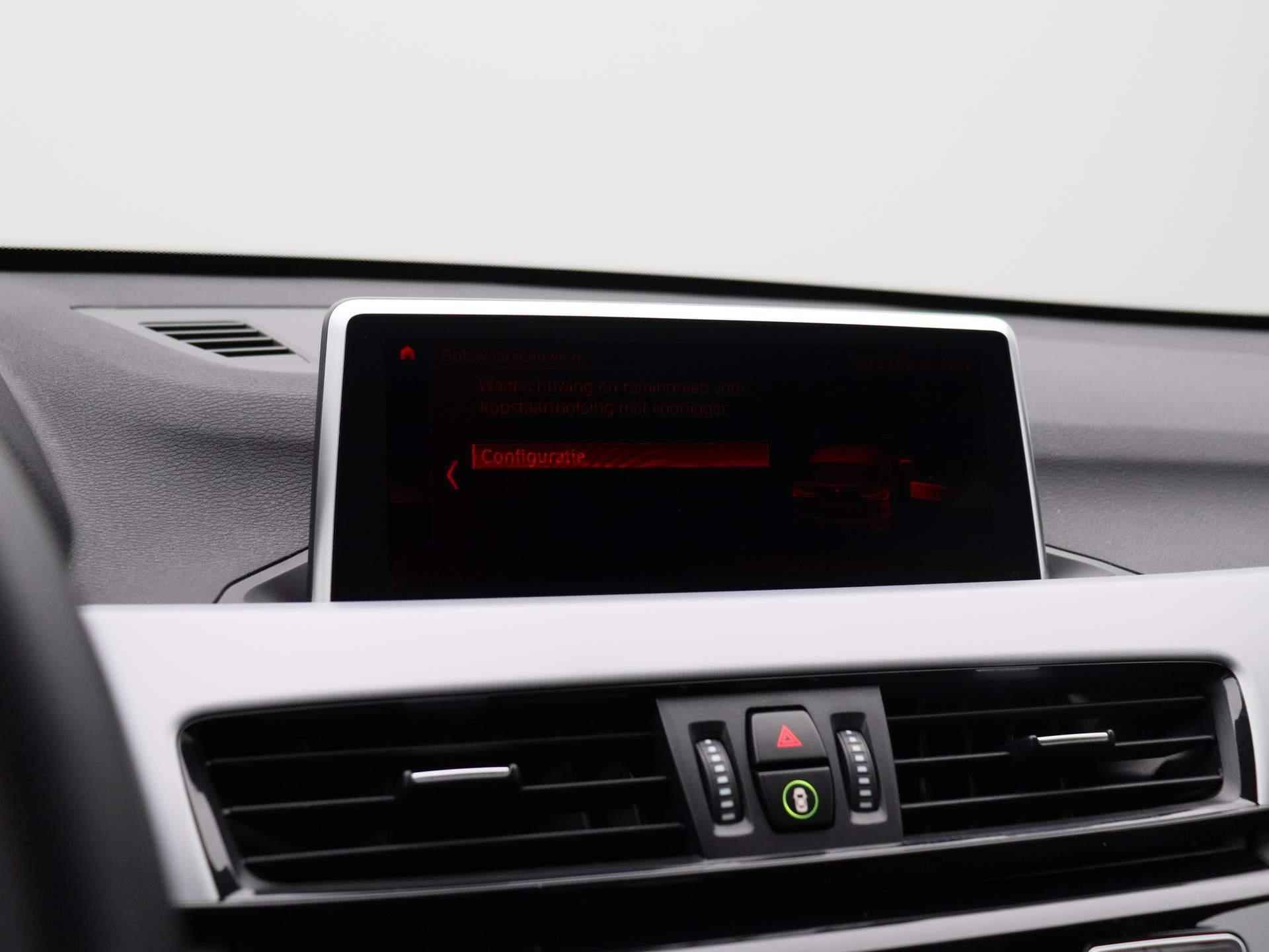 BMW X1 sDrive16d Executive * | Leder | Navigatie | Climate Control | Parkeersensoren | Cruise Control | Bluetooth | Stoelverwarming | Elektrische Achterklep | - 31/37