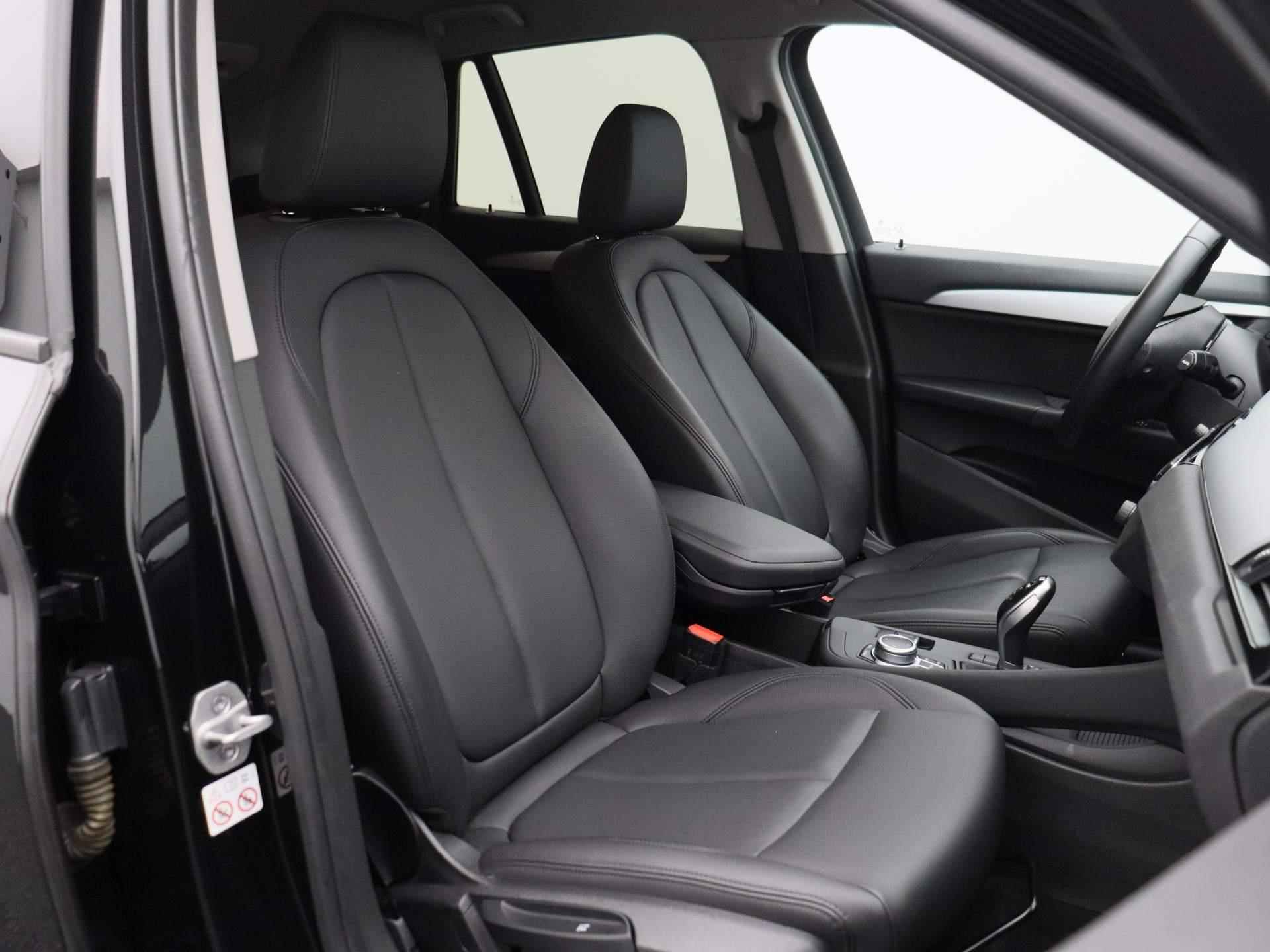 BMW X1 sDrive16d Executive * | Leder | Navigatie | Climate Control | Parkeersensoren | Cruise Control | Bluetooth | Stoelverwarming | Elektrische Achterklep | - 34/37