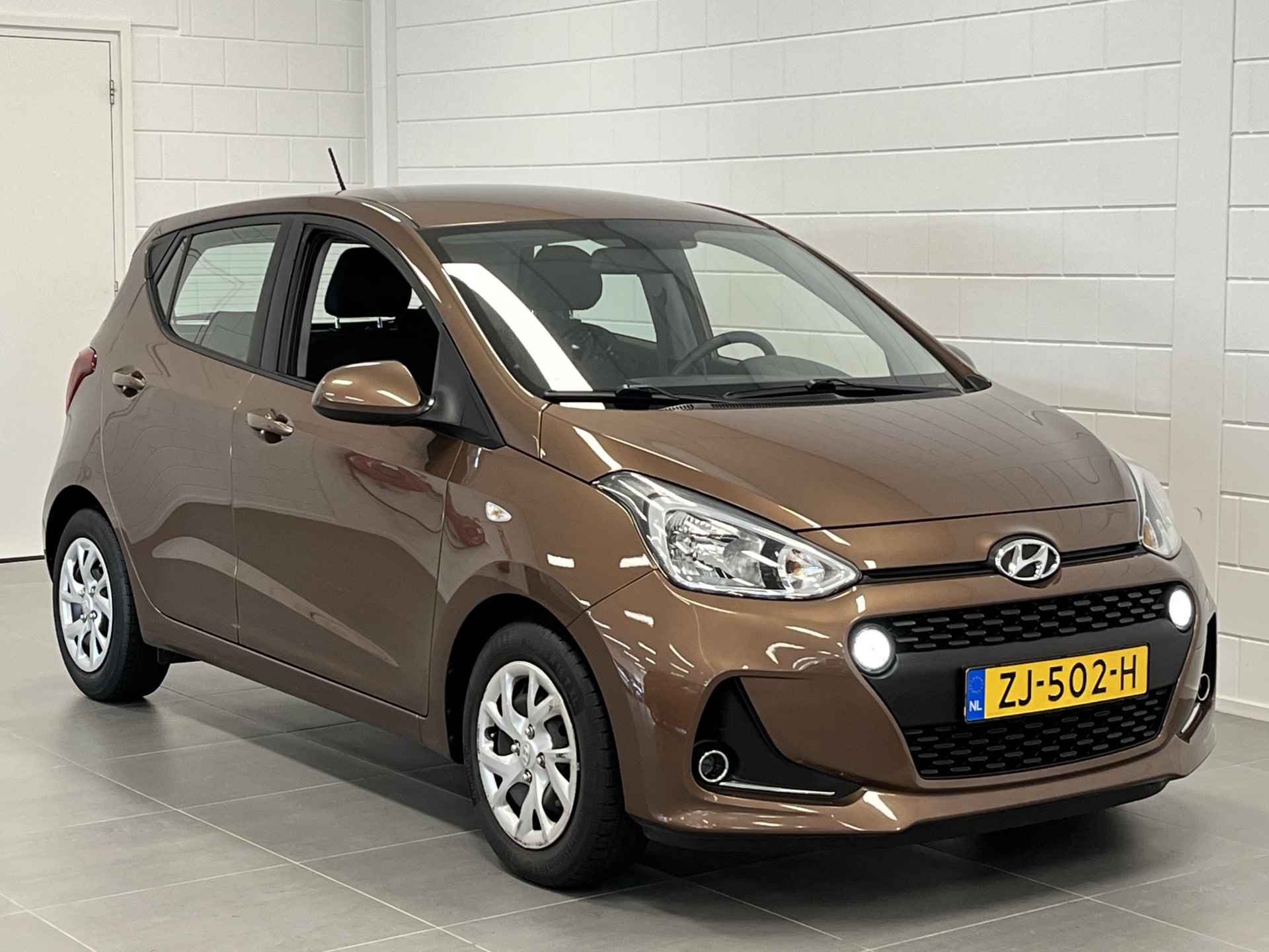 Hyundai i10 1.0i Comfort RADIO / USB / CARKIT | AIRCO | CENTRALE VERGRENDELING | LEUKE AUTO! - 10/39