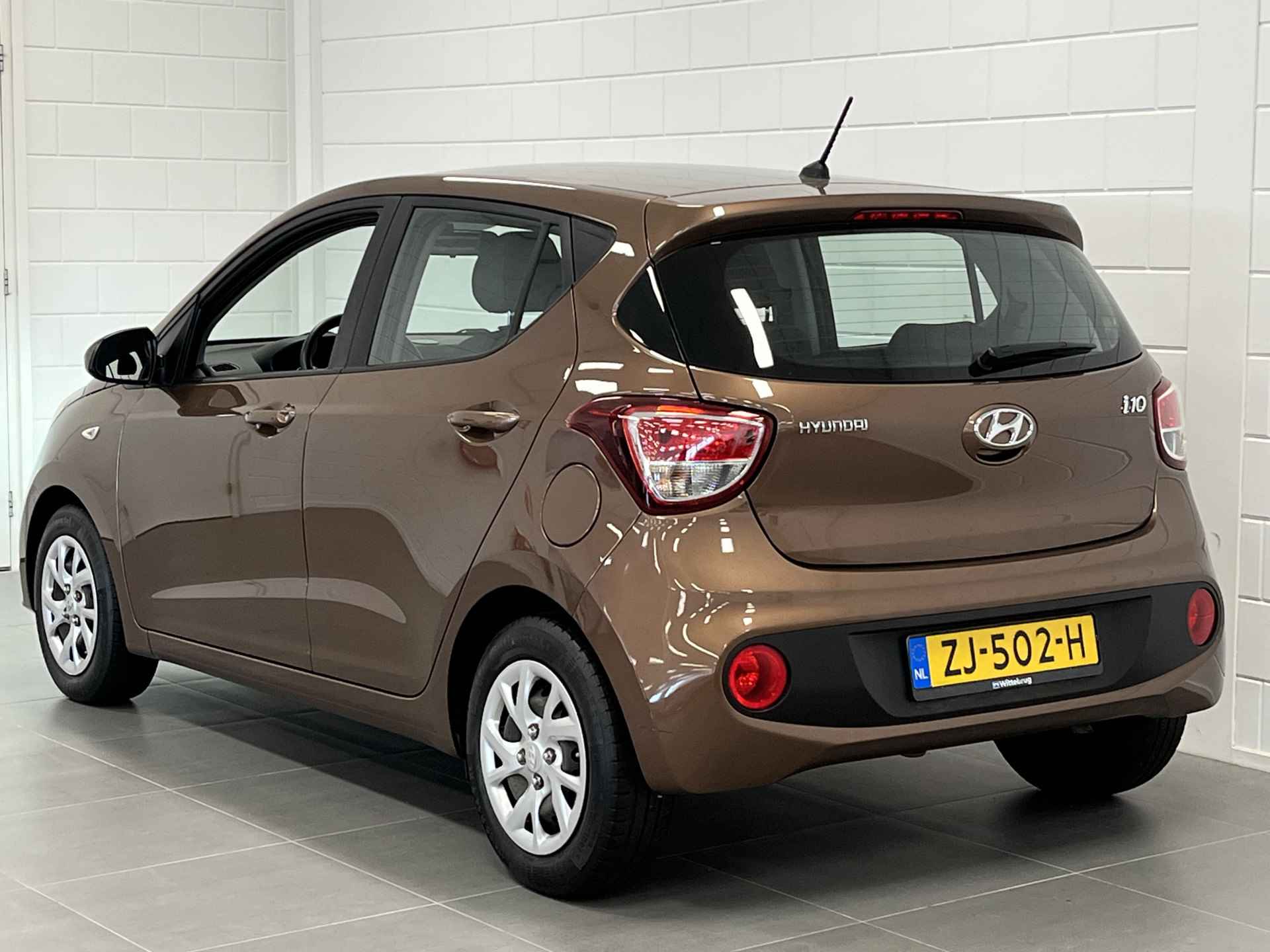 Hyundai i10 1.0i Comfort RADIO / USB / CARKIT | AIRCO | CENTRALE VERGRENDELING | LEUKE AUTO! - 11/39