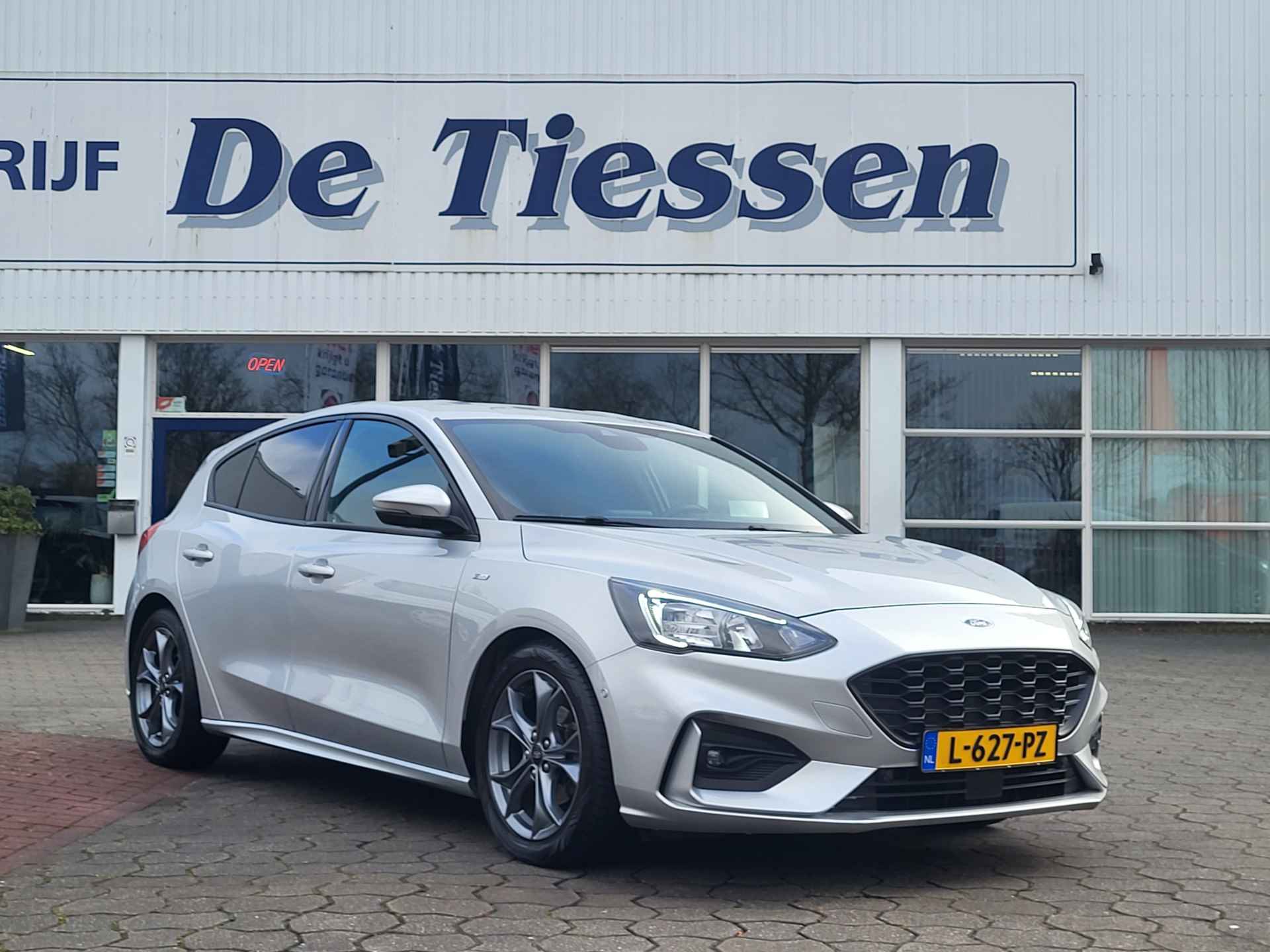 Ford Focus 1.0 EcoBoost 126PK ST-Line Business, Automaat, Camera, Rijklaar met beurt & garantie! - 29/36