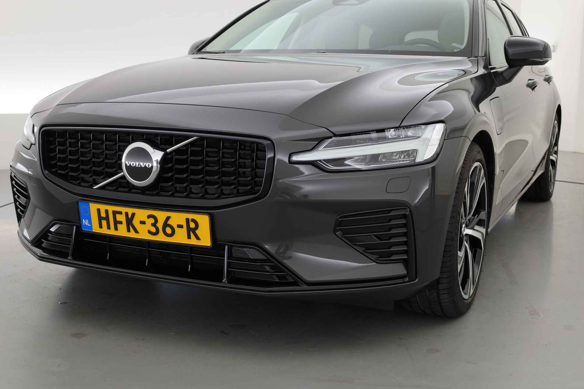 Volvo V60 T6 Recharge Plus Dark | Pilot Assist | Memory | Camera | Harman Kardon | - 26/33