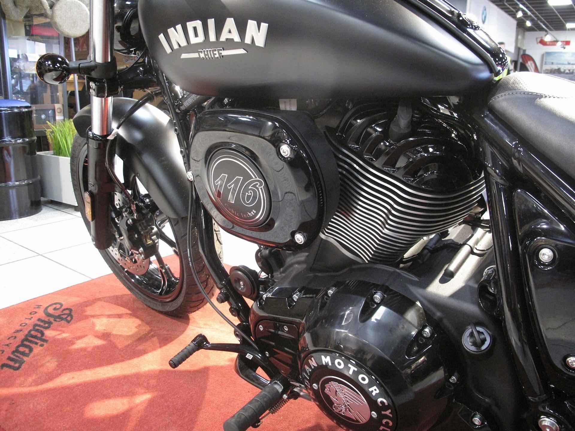 Indian Chief Dark Horse Official Indian Motoercycle Dealer - 6/11