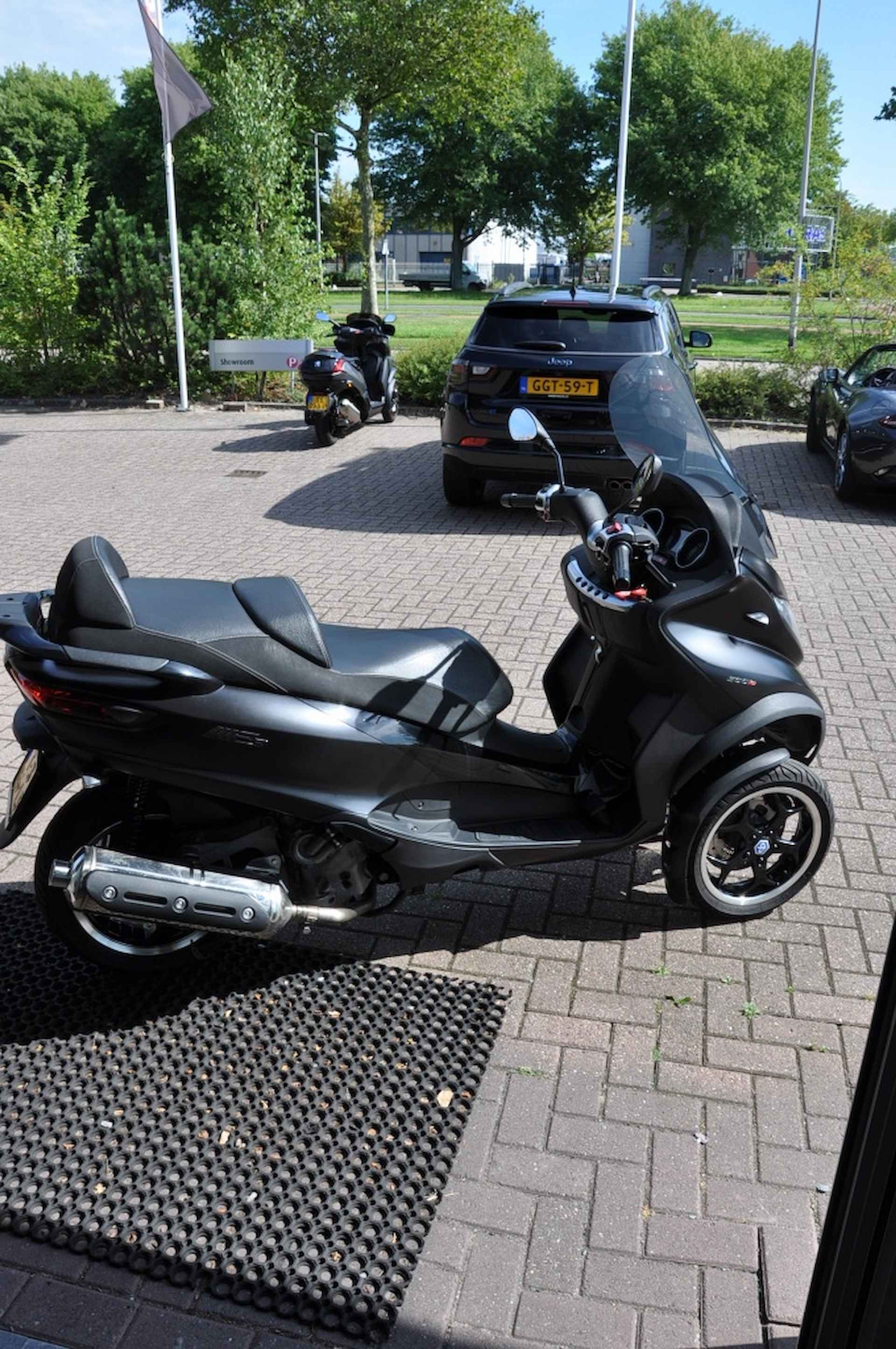 Peugeot Scooter compleet met druppellader Metropolis RS - 15/25