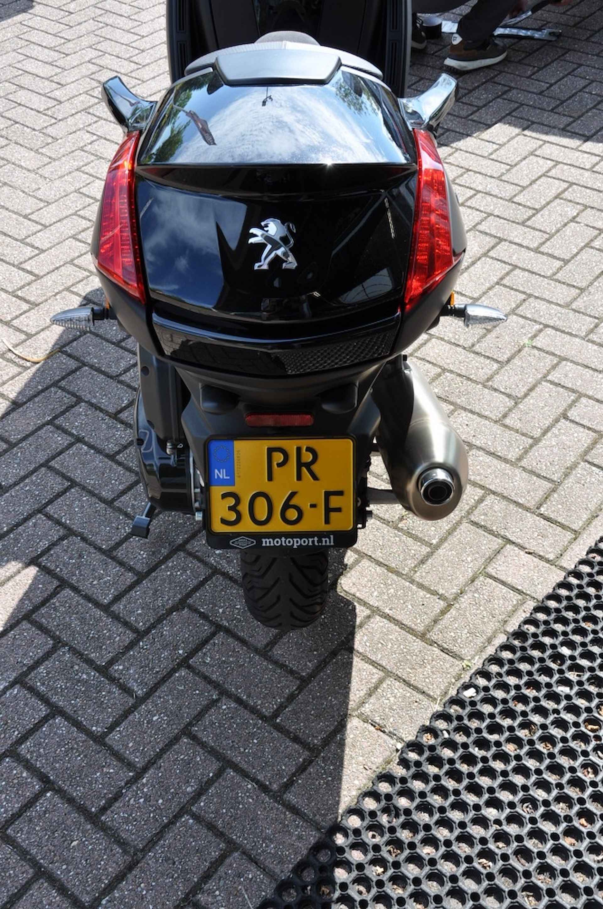 Peugeot Scooter compleet met druppellader Metropolis RS - 25/25