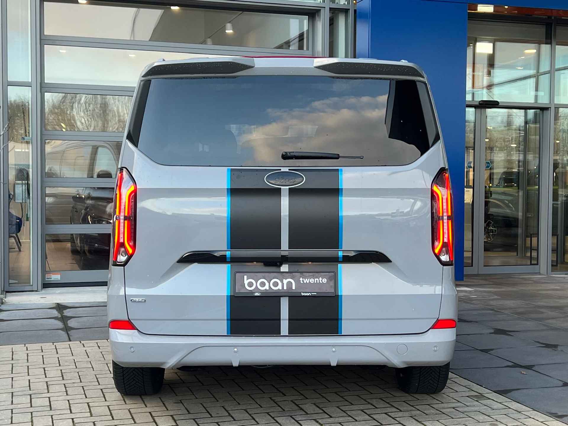 Ford Tourneo Custom PHEV 233PK SPORT L1 | Geel kenteken | Incl. BPM & BTW | 8 Persoons | Zeer Luxe | - 8/54