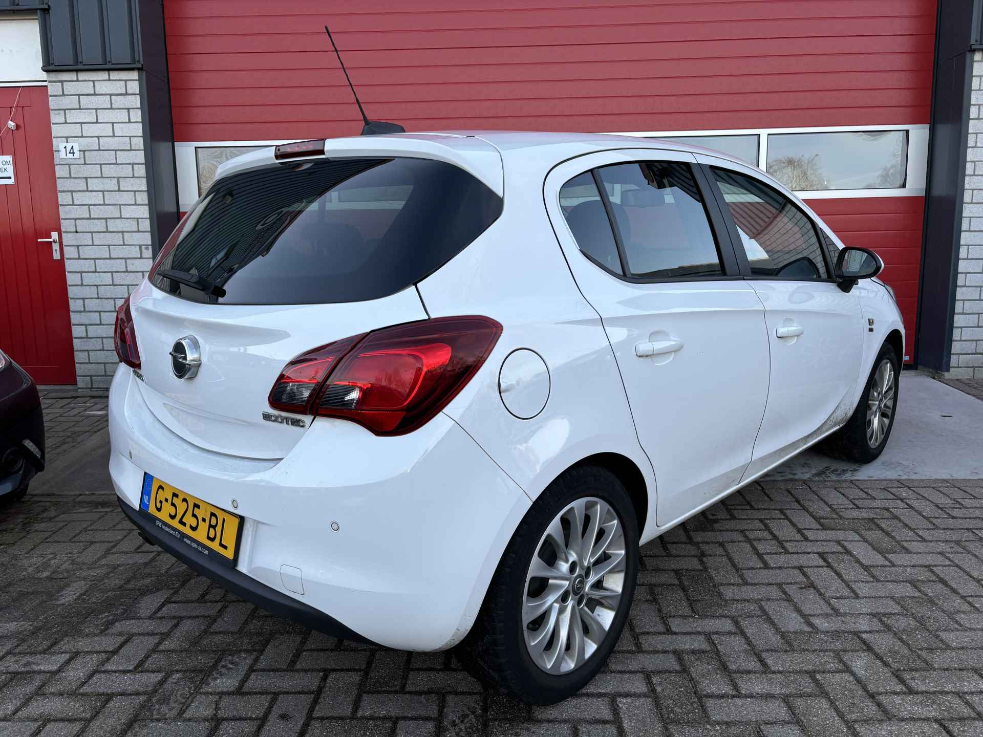 Opel Corsa 1.0 Turbo 120 Jaar Edition STOELVERW / STUURVERW / CLIMA / CAMERA / DAB+ / CARPLAY/ NAVI / NL-AUTO - 3/7