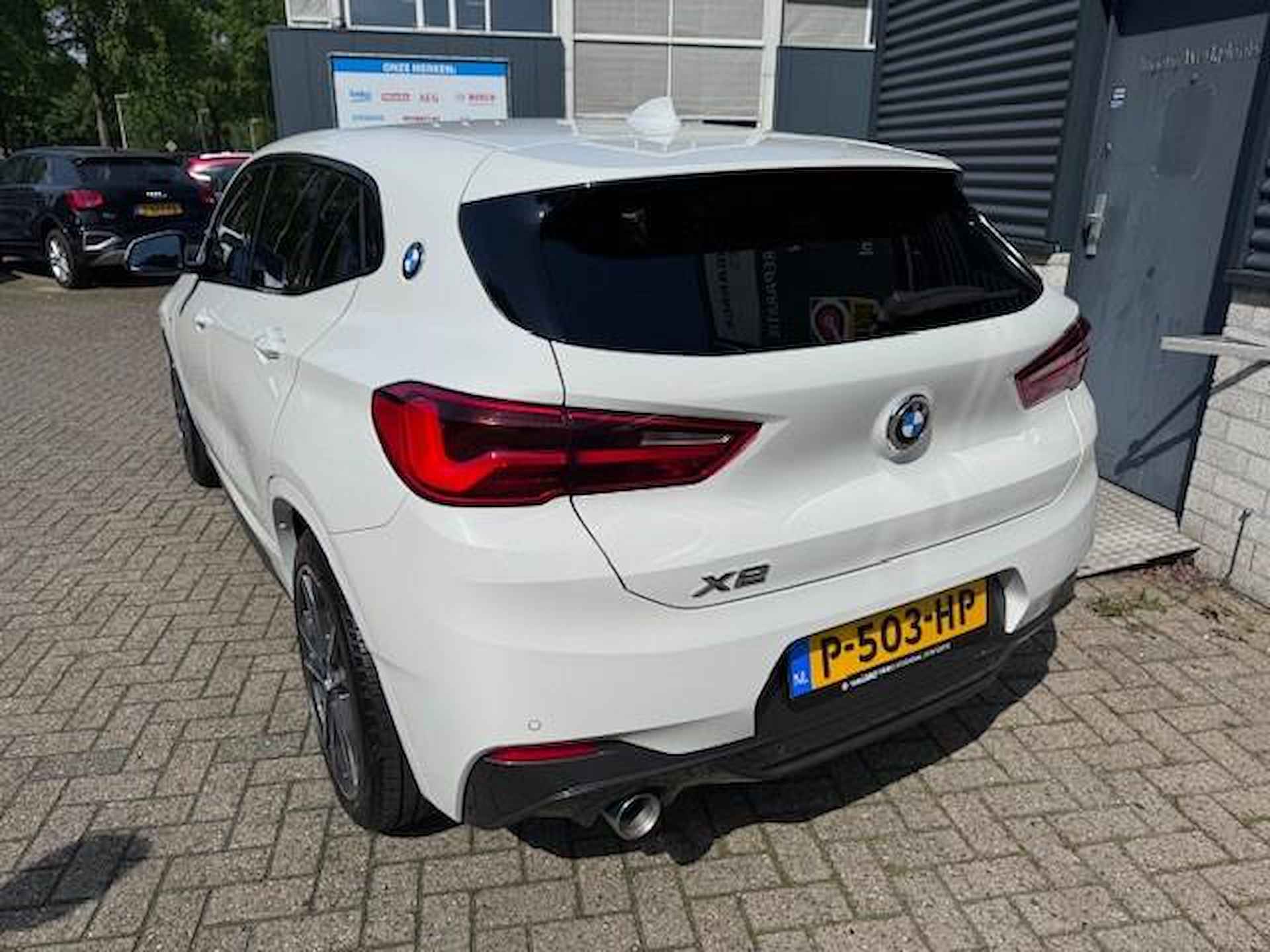 BMW X2 SDrive18i High Executive/M-Sport/Led/Navi/Cruise!! - 40/48