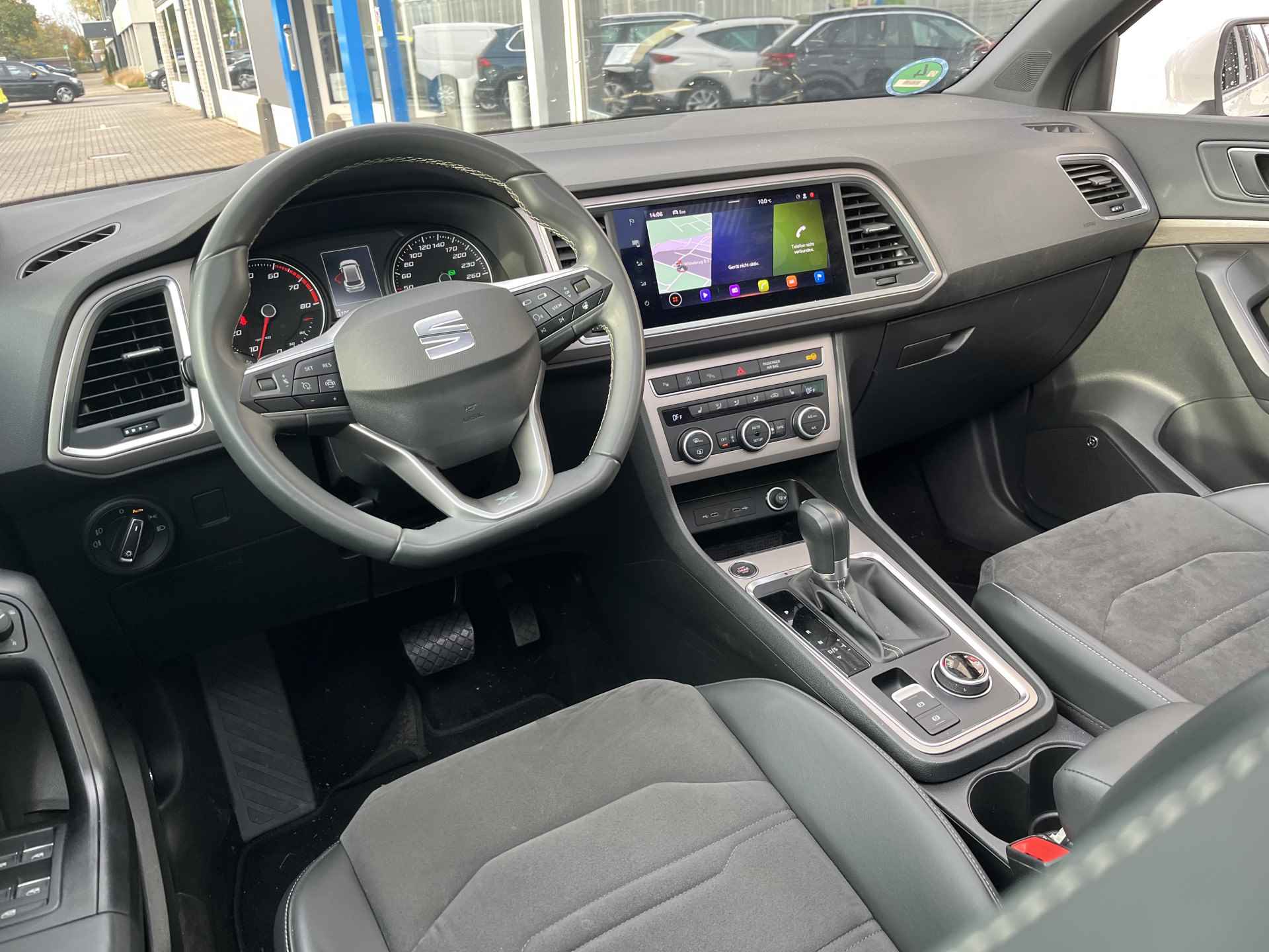 SEAT Ateca 1.5 TSI Xperience / AUTOMAAT/ PANO/ BEATS AUDIO/ 360 CAMERA/ PARK. SENSOREN/ DCC/ KEYLESS/ STOEL EN STUUR VERWARM./ LED/ CRUISE/ APP CONNECT/ NAVI/ CLIMA/ DAB/ 18" LMV/ - 7/29