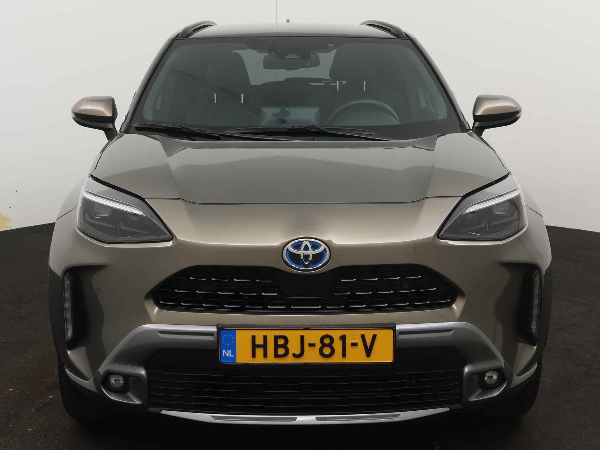 Toyota Yaris Cross 1.5 Hybrid Adventure Limited | JBL | Panoramadak | Head-up Display | Stoelverwarming | Elektrische Achterklep | Parkeersensoren | Rotterdam Noord - Martin - 28/48