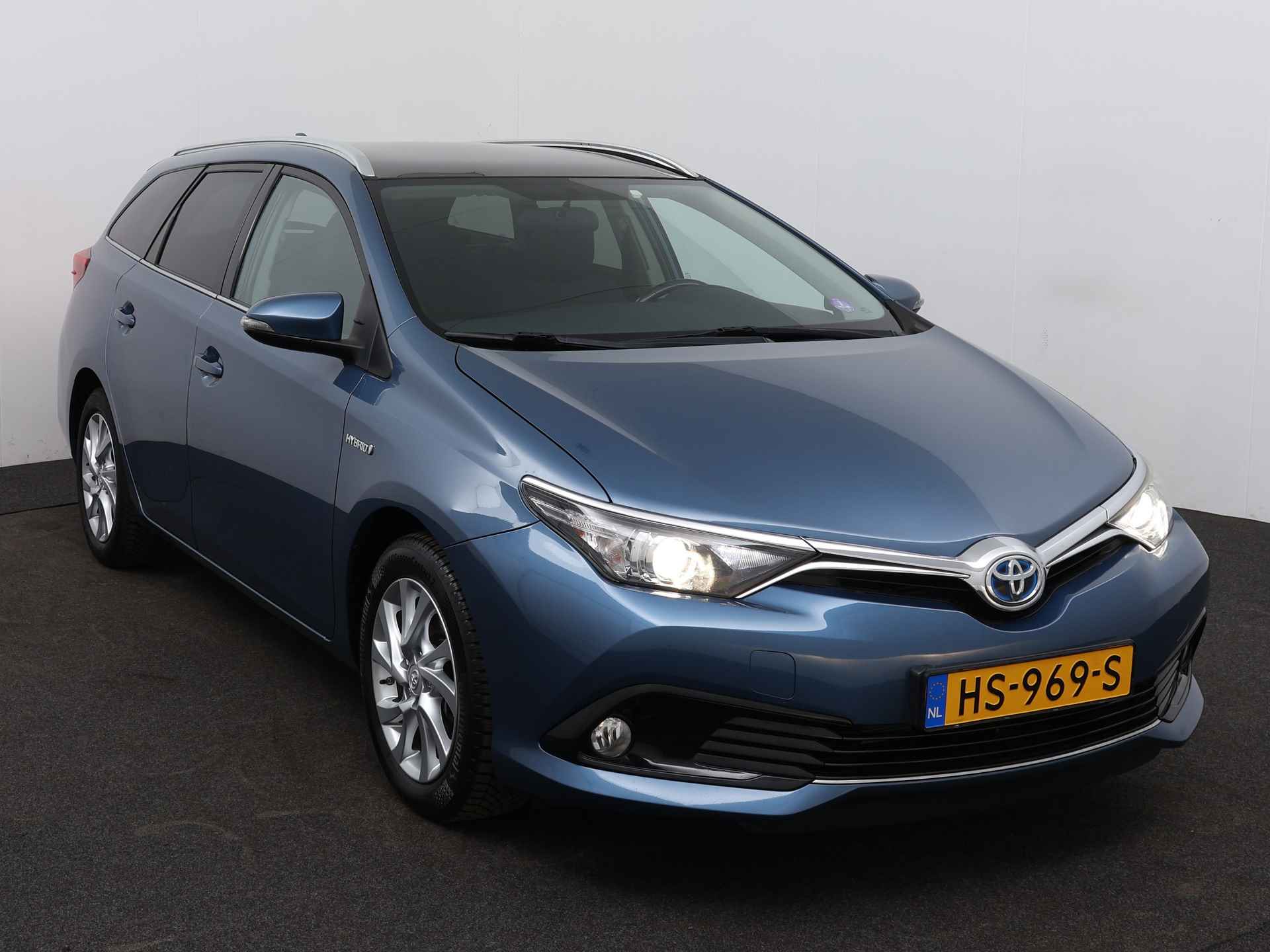 Toyota Auris Touring Sports 1.8 Hybrid Lease pro | Navigatie | Panoramadak | Camera | - 28/40