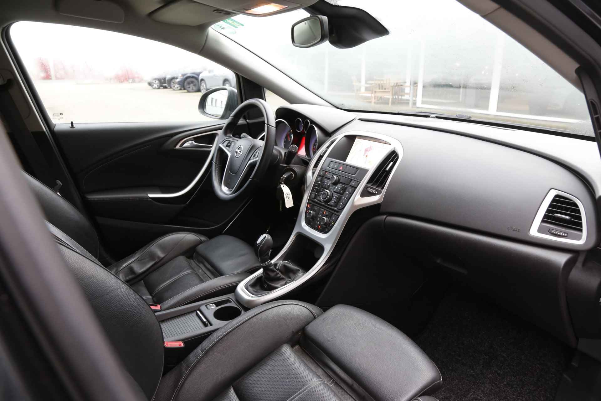 Opel Astra Sports Tourer 2.0 CDTi Sport*NL-Auto*Perfect Onderh.*Trekhaak/Xenon/LED/Sportstoelen Leder/Stoelverw./Navi/Cruise-Control/Climat - 3/15