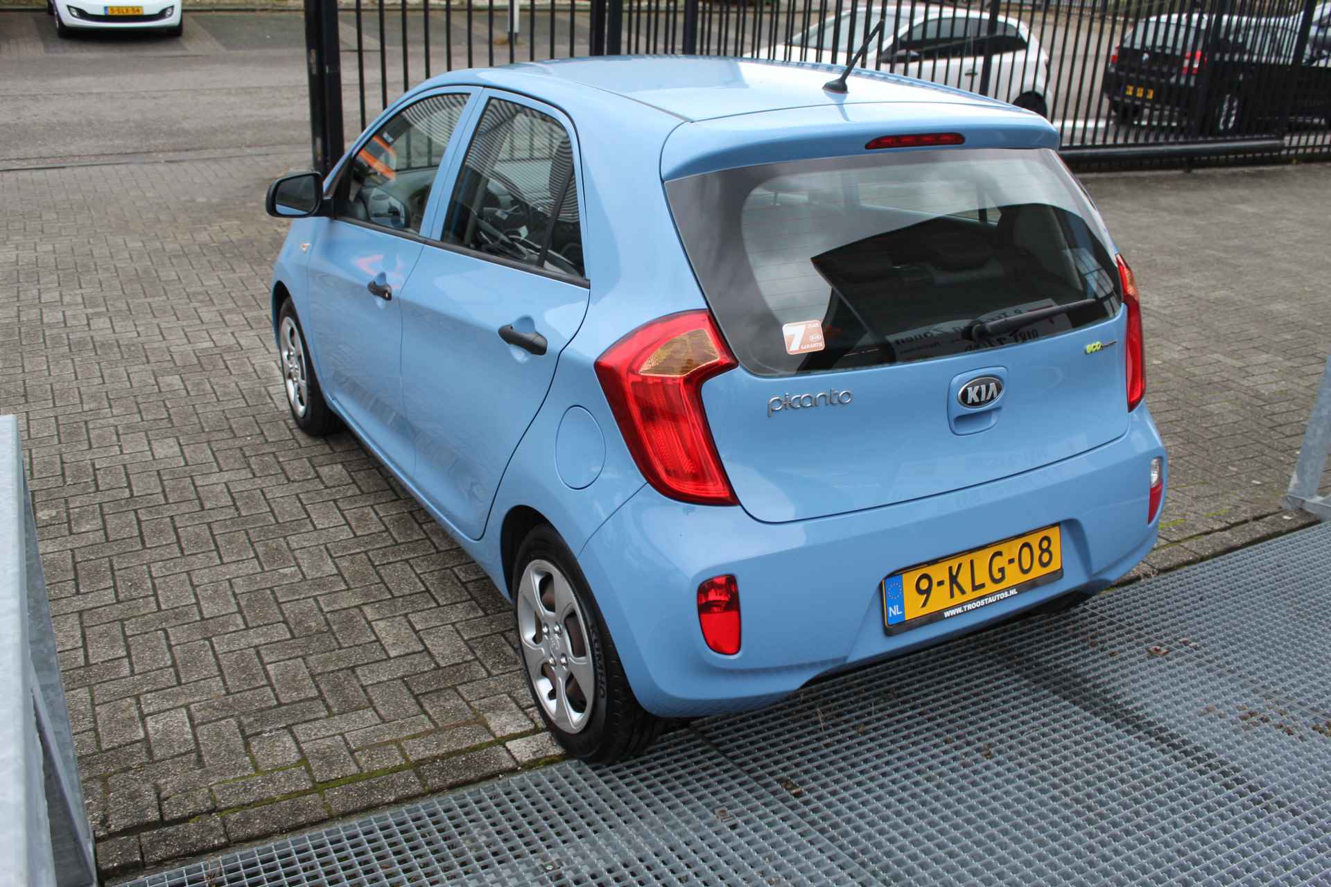 Kia Picanto 1.0 CVVT ISG Stuurbekrachtiging/Centrale Deurvergrendeling/Kia Muziek Systeem. - 8/13