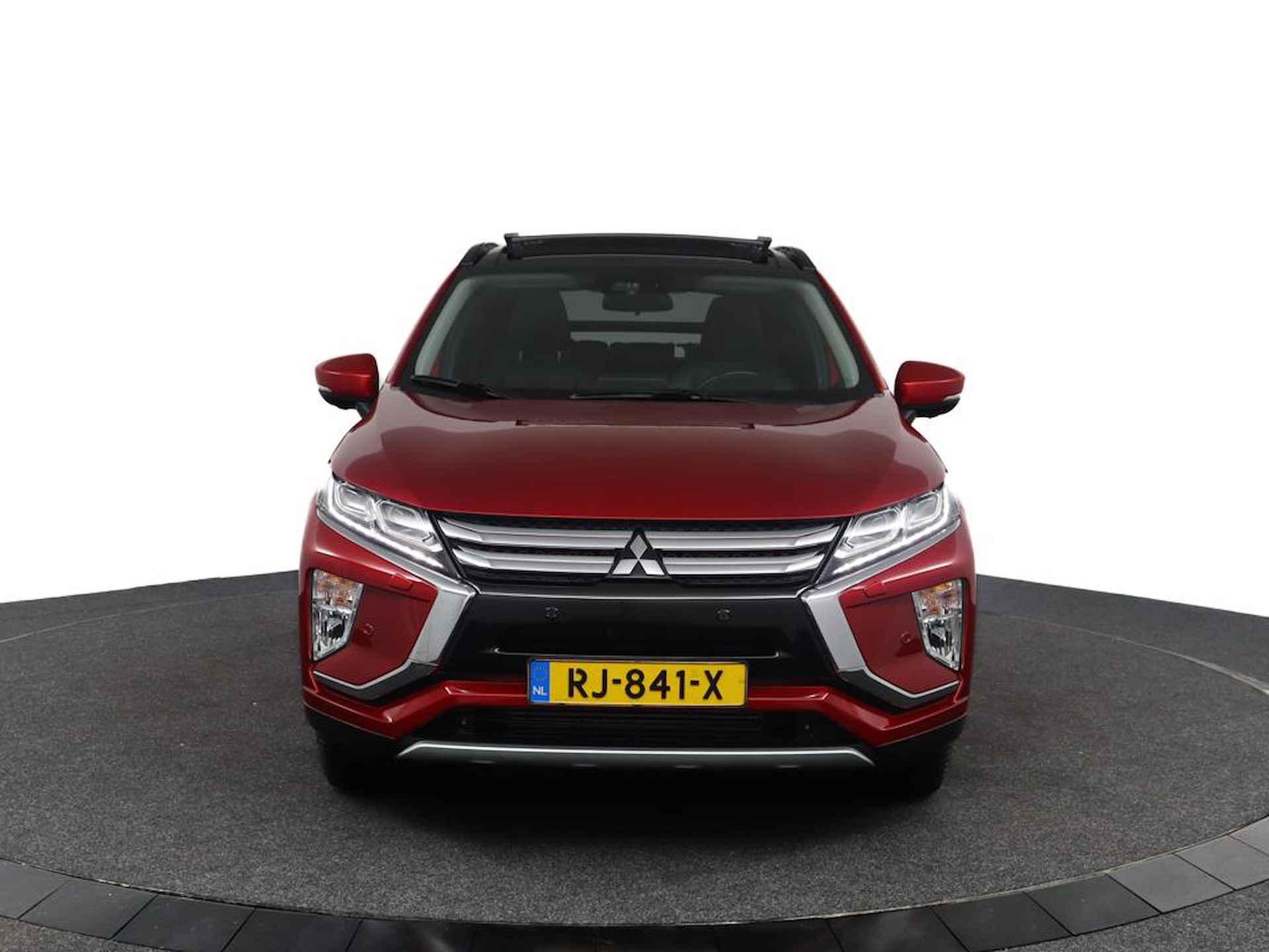 Mitsubishi Eclipse Cross 1.5 DI-T Instyle | 12-2017 | El. Glazen Panodak | Leder | Navigatie | Stoel/stuurverwarming | Head Up | PDC V+A | LMV 18 inch - 12/52