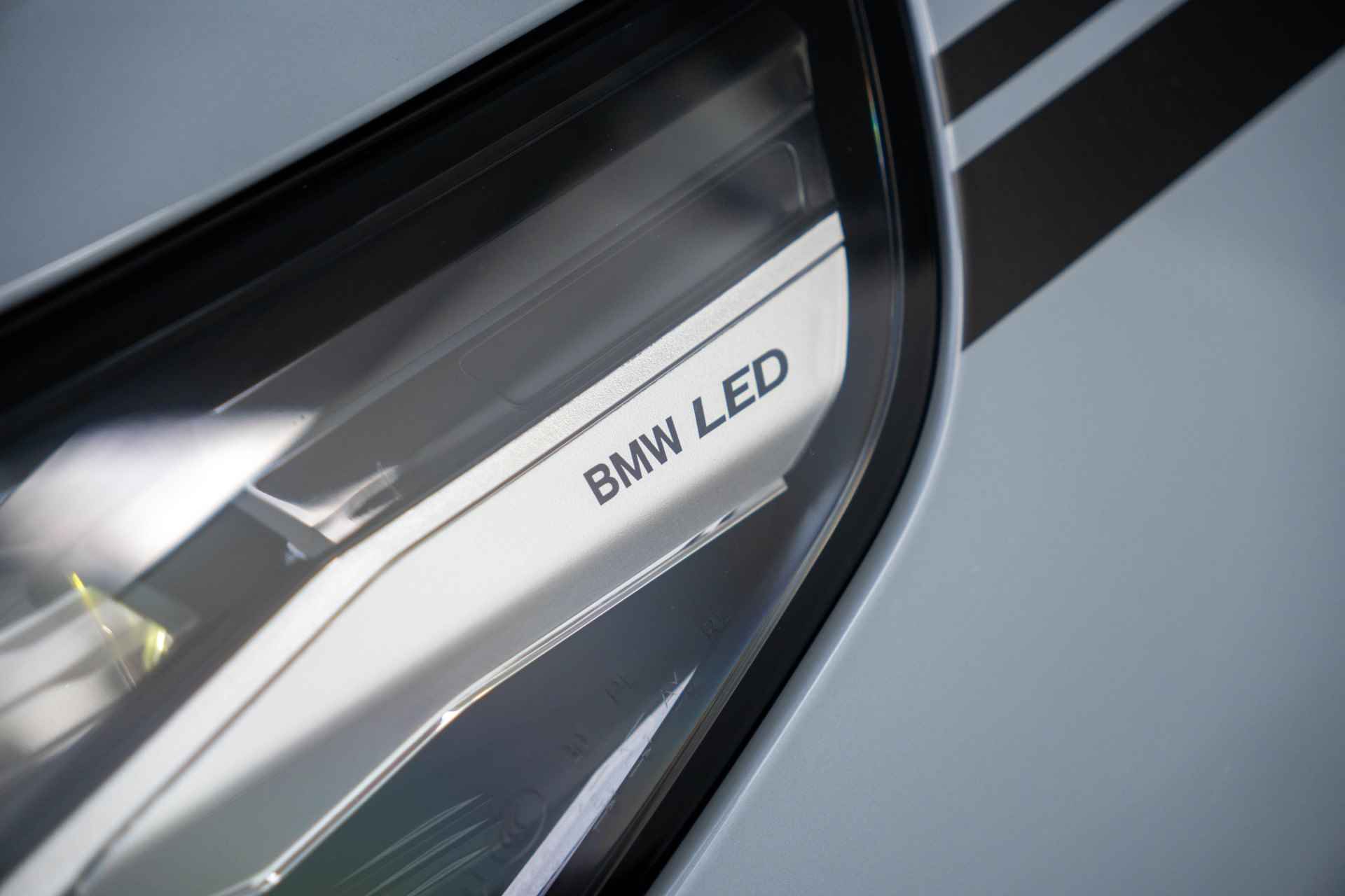 BMW i5 eDrive40 84 kWh / Model M Sport / M Performance / Adaptief onderstel professional / Stoelventilatie / - 17/86