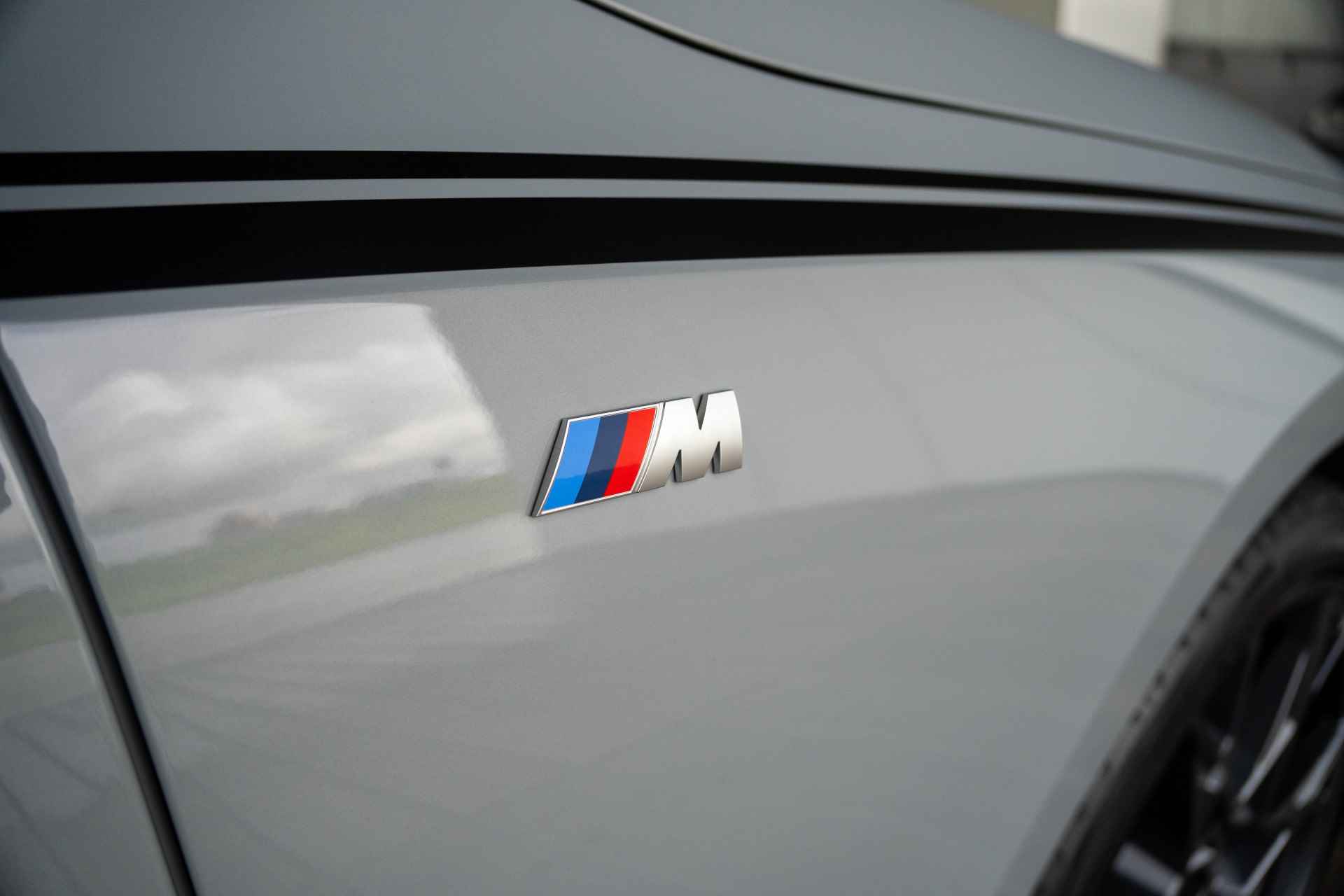 BMW i5 eDrive40 84 kWh / Model M Sport / M Performance / Adaptief onderstel professional / Stoelventilatie / - 30/86