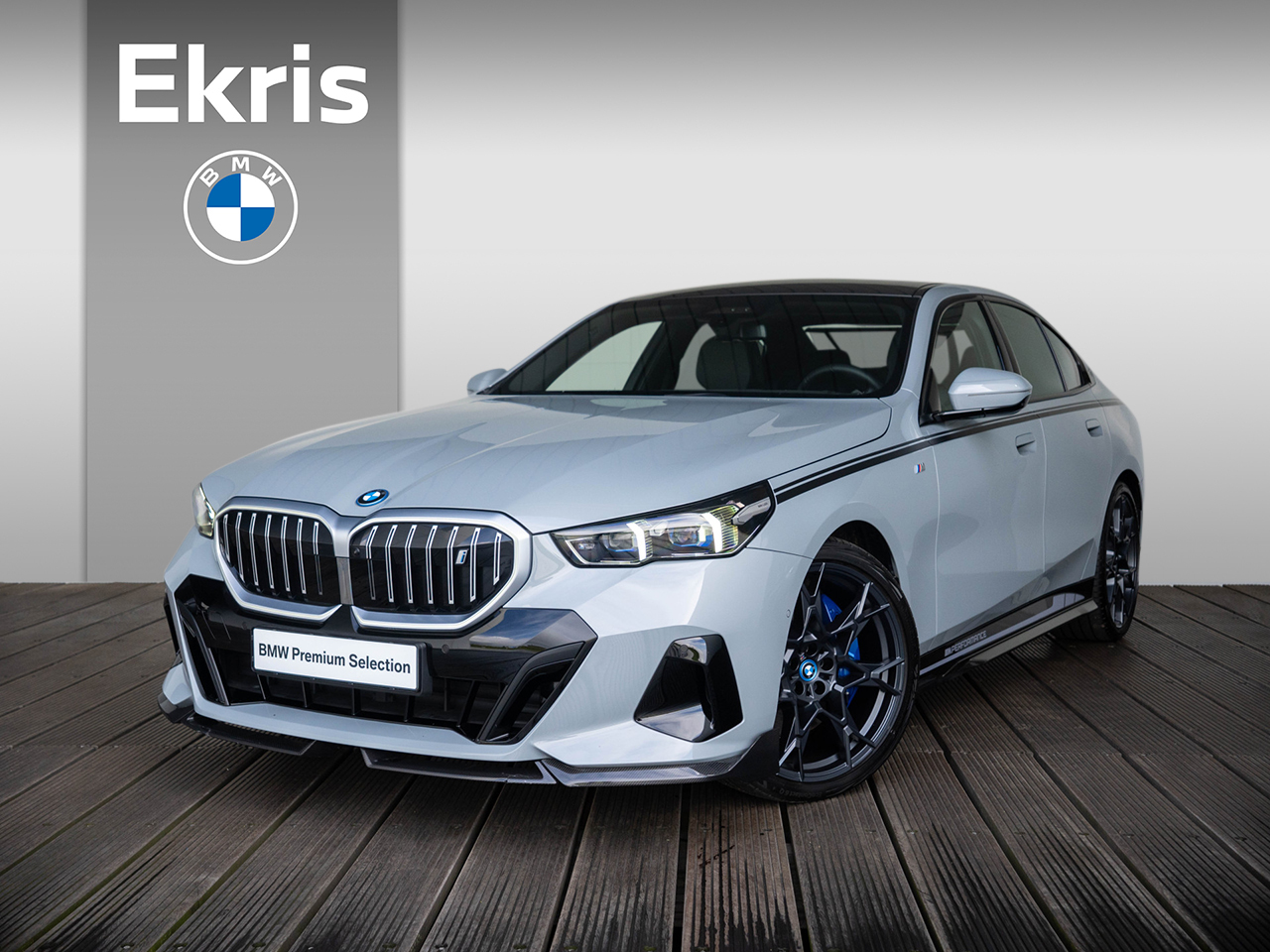 BMW i5 eDrive40 84 kWh / Model M Sport / M Performance / Adaptief onderstel professional / Stoelventilatie / bij viaBOVAG.nl
