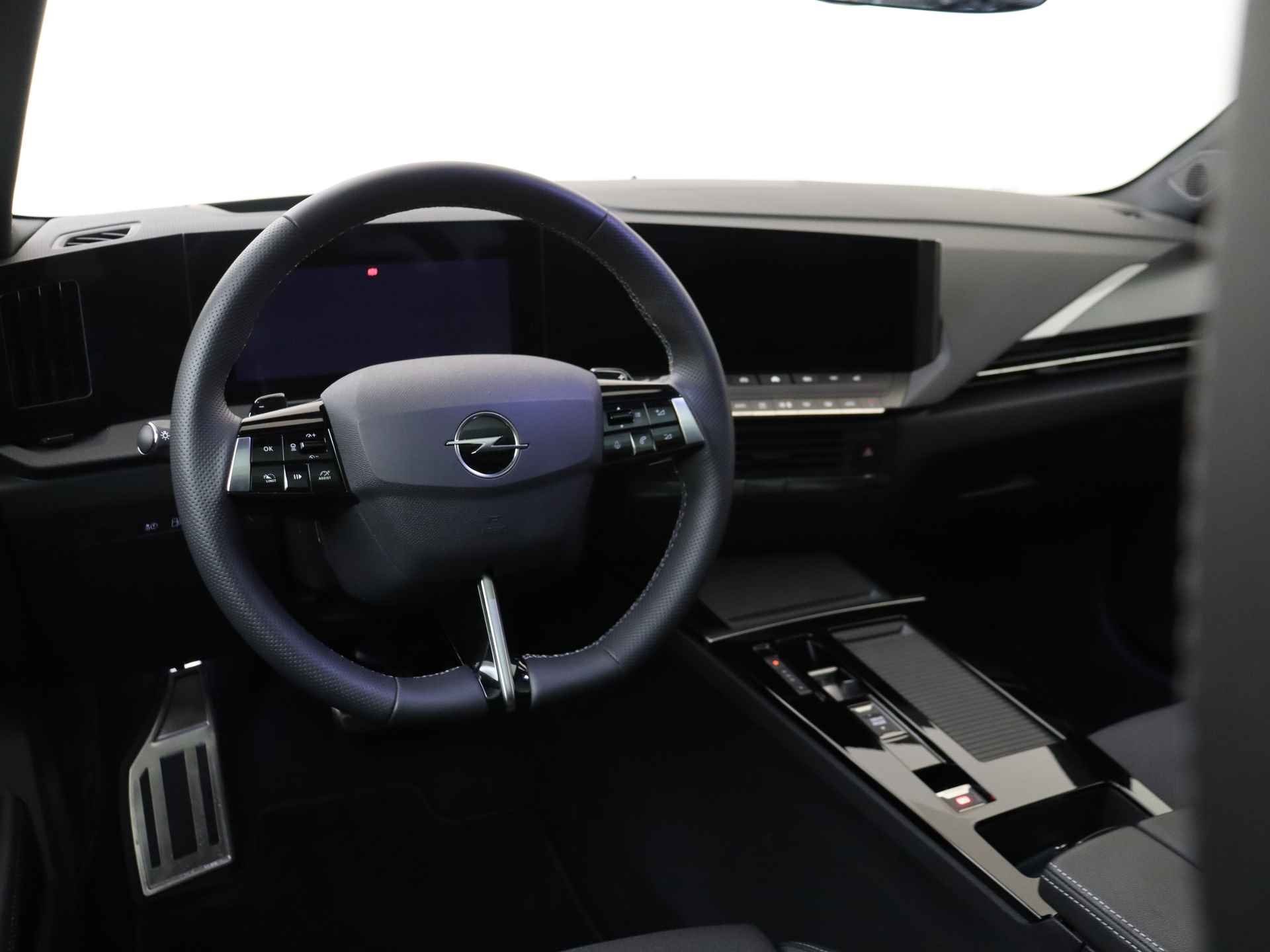 Opel Astra 1.6 Hybrid Level 4 | Schuif/kanteldak | Stuur-, stoel-en voorruitverwarming | Adapt. cruise control | Demo met oplopende km.stand | - 6/43