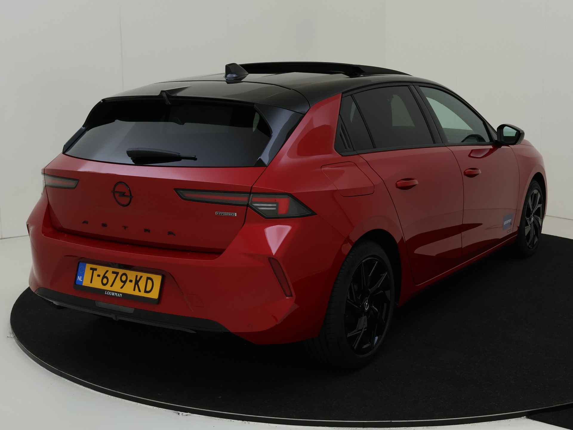 Opel Astra 1.6 Hybrid Level 4 | Schuif/kanteldak | Stuur-, stoel-en voorruitverwarming | Adapt. cruise control | Demo met oplopende km.stand | - 17/43