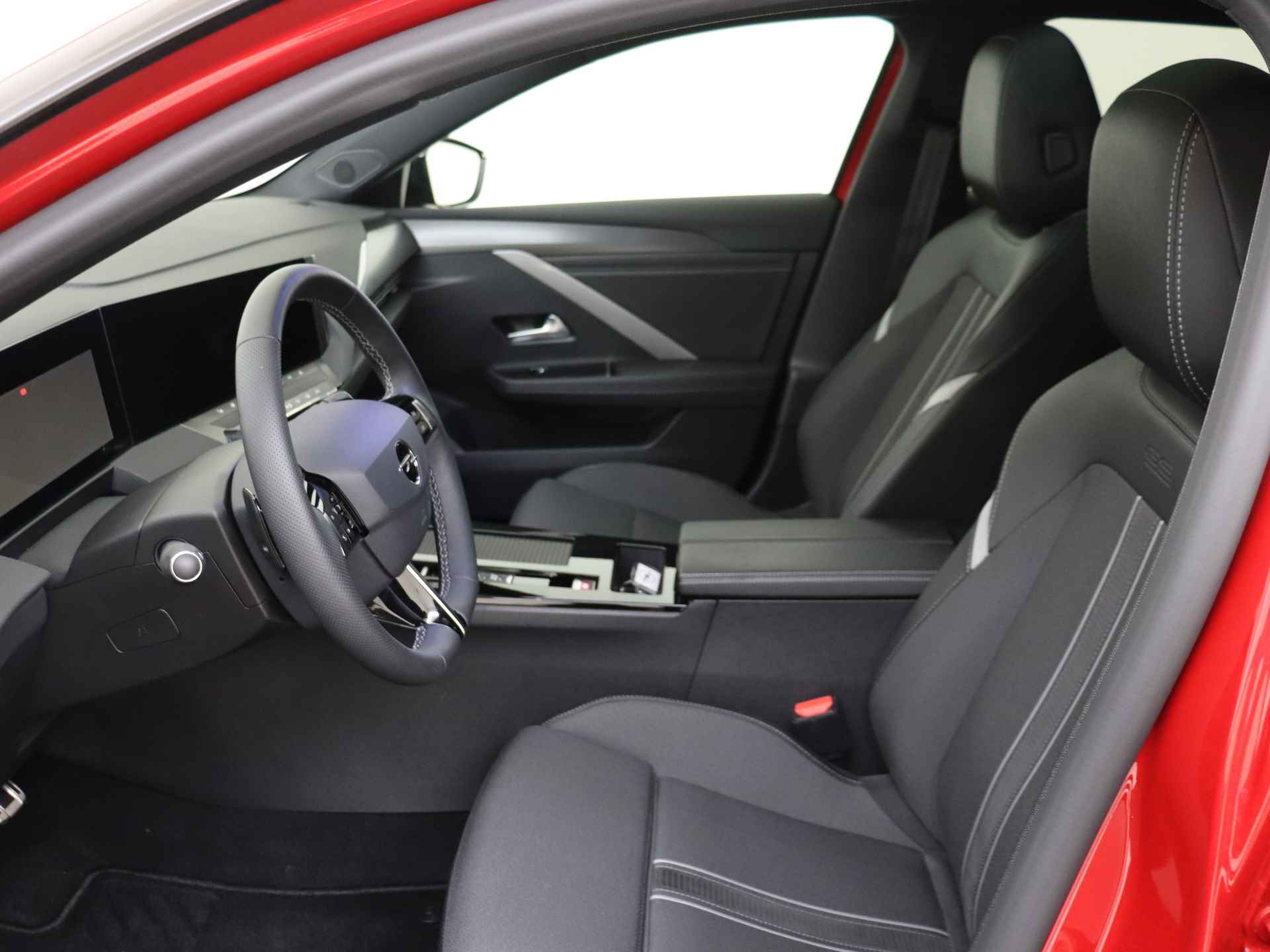 Opel Astra 1.6 Hybrid Level 4 | Schuif/kanteldak | Stuur-, stoel-en voorruitverwarming | Adapt. cruise control | Demo met oplopende km.stand | - 19/43
