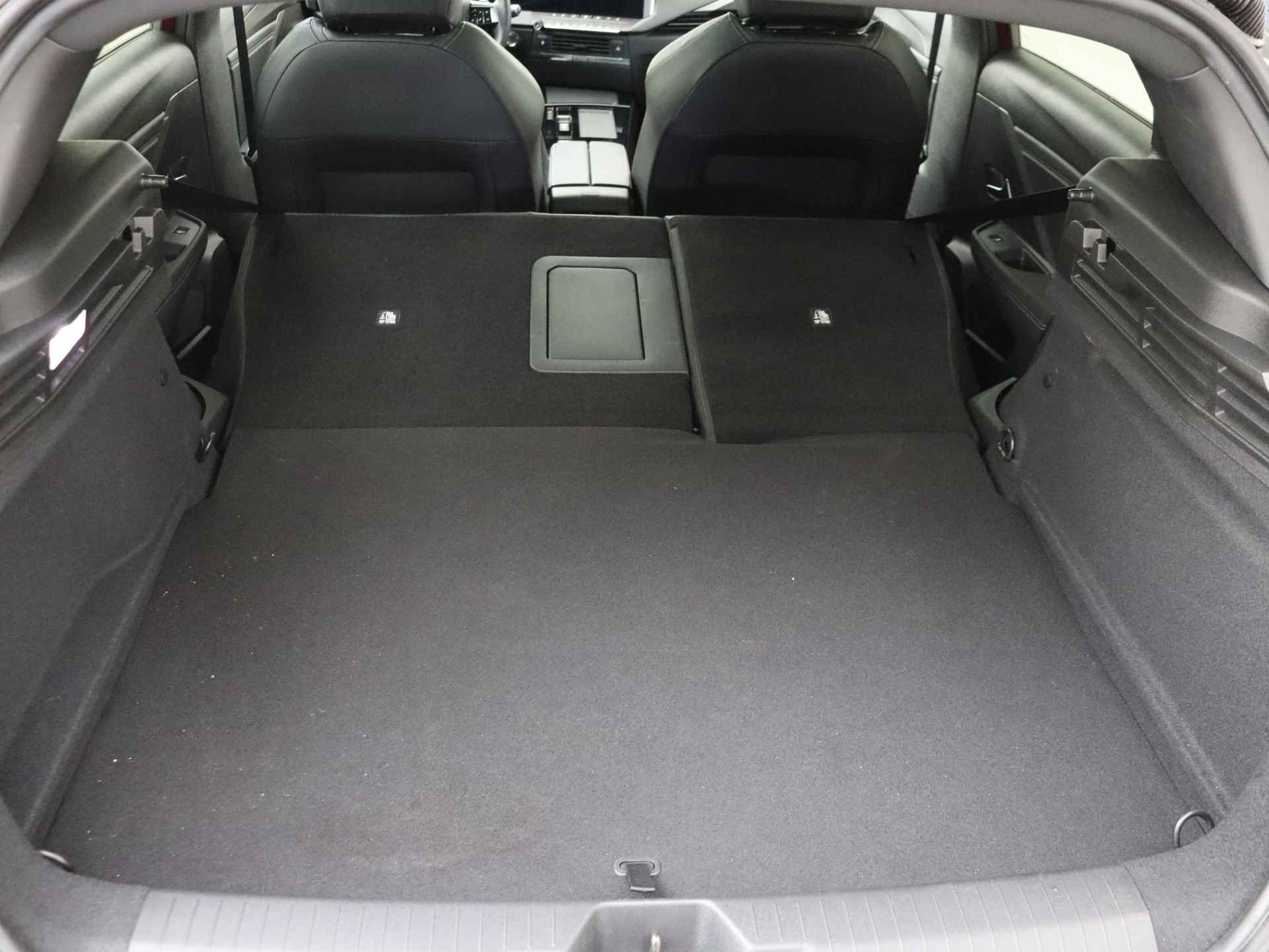 Opel Astra 1.6 Hybrid Level 4 | Schuif/kanteldak | Stuur-, stoel-en voorruitverwarming | Adapt. cruise control | Demo met oplopende km.stand | - 36/43