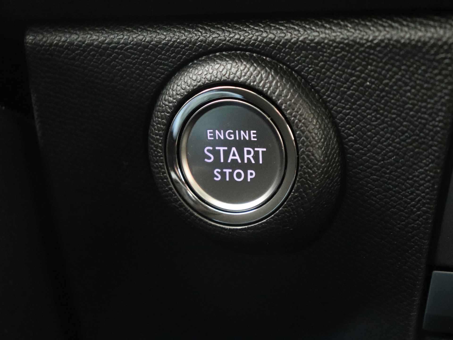 Opel Astra 1.6 Hybrid Level 4 | Schuif/kanteldak | Stuur-, stoel-en voorruitverwarming | Adapt. cruise control | Demo met oplopende km.stand | - 42/43