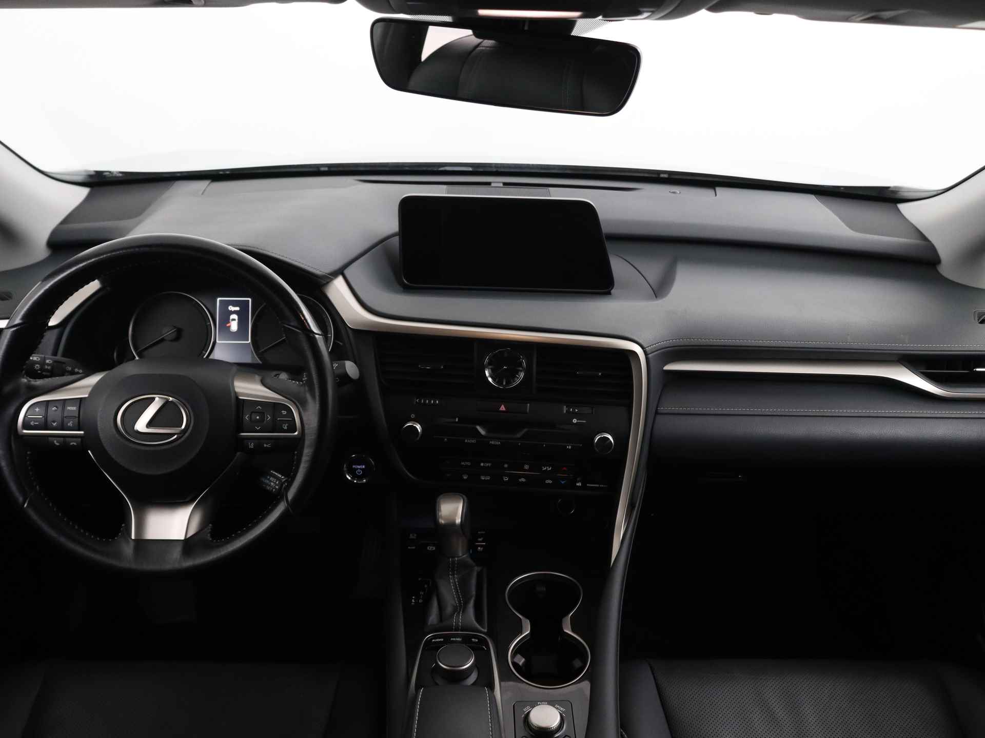 Lexus RX 450h 4WD | Navigatie | Lederen bekleding | Stoelverwarming en ventilatie | Trekhaak | Elektrisch verstelbaar bestuurdersstoel met geheugen | - 5/54