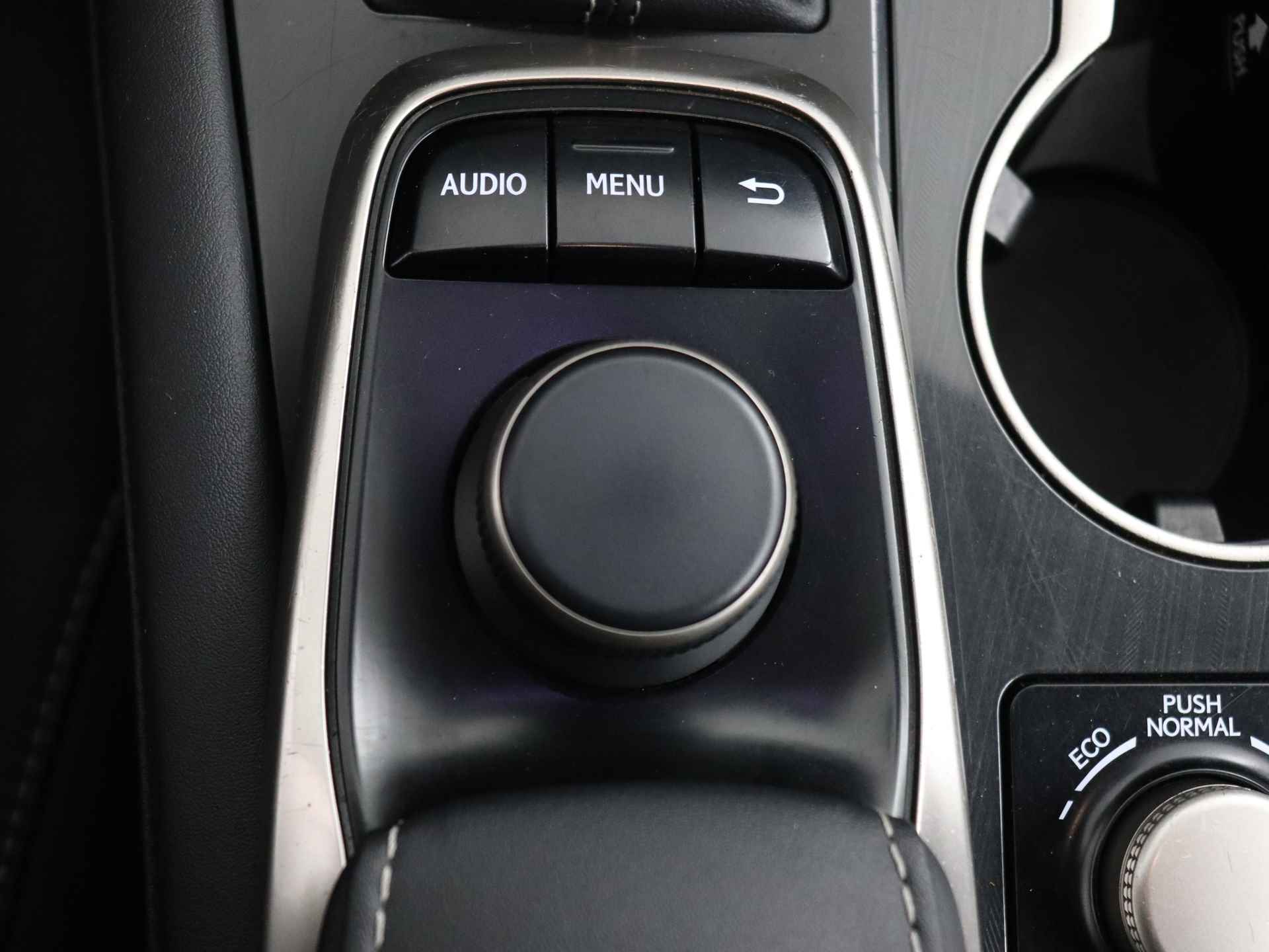 Lexus RX 450h 4WD | Navigatie | Lederen bekleding | Stoelverwarming en ventilatie | Trekhaak | Elektrisch verstelbaar bestuurdersstoel met geheugen | - 35/54