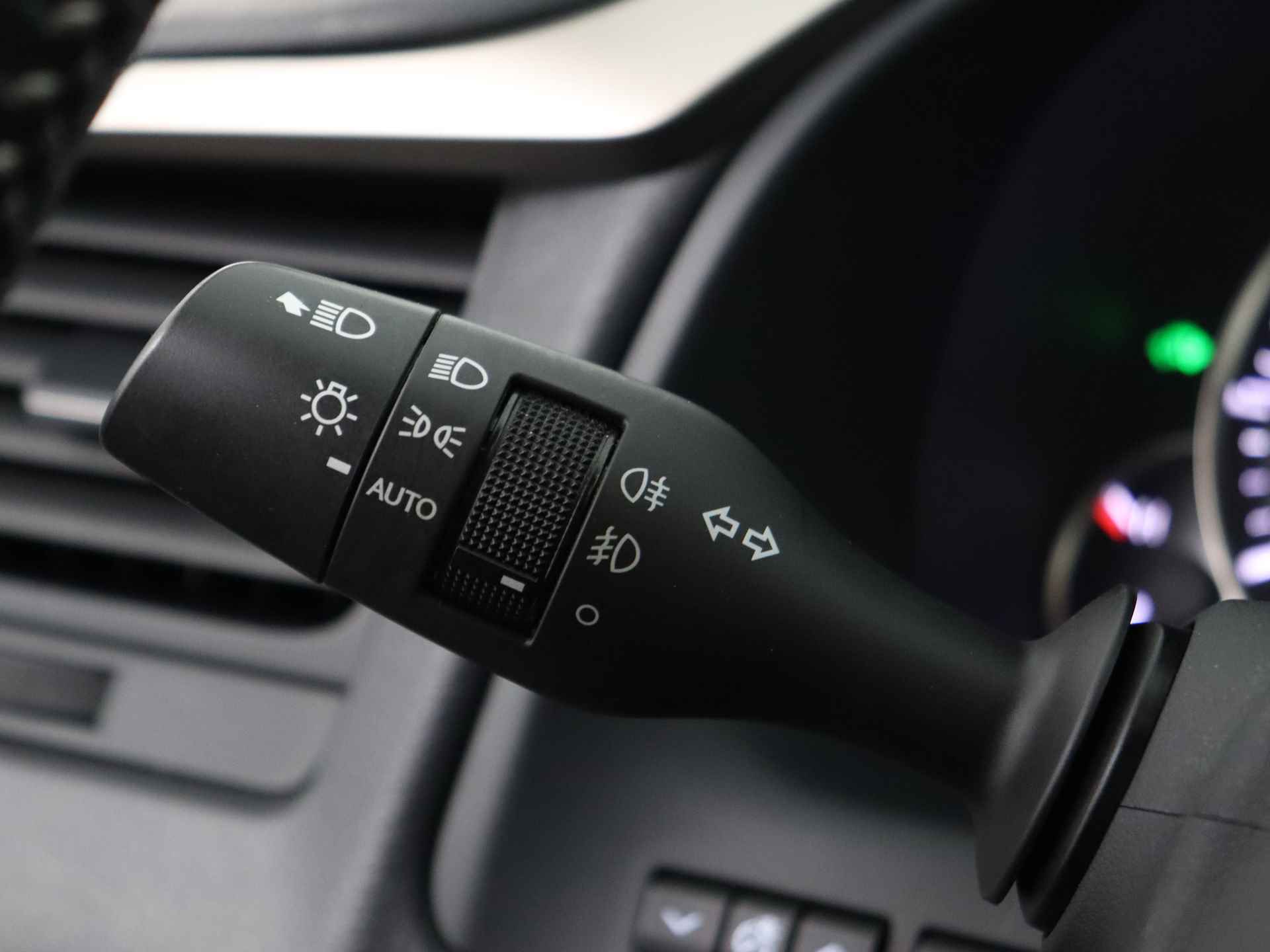 Lexus RX 450h 4WD | Navigatie | Lederen bekleding | Stoelverwarming en ventilatie | Trekhaak | Elektrisch verstelbaar bestuurdersstoel met geheugen | - 21/54