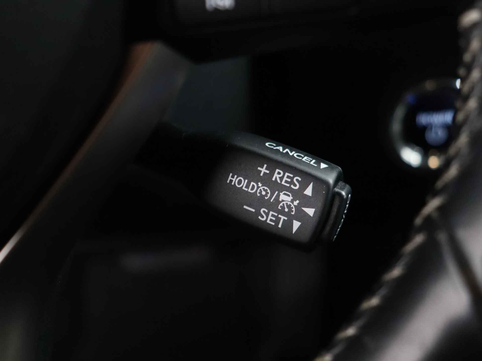 Lexus RX 450h 4WD | Navigatie | Lederen bekleding | Stoelverwarming en ventilatie | Trekhaak | Elektrisch verstelbaar bestuurdersstoel met geheugen | - 23/54