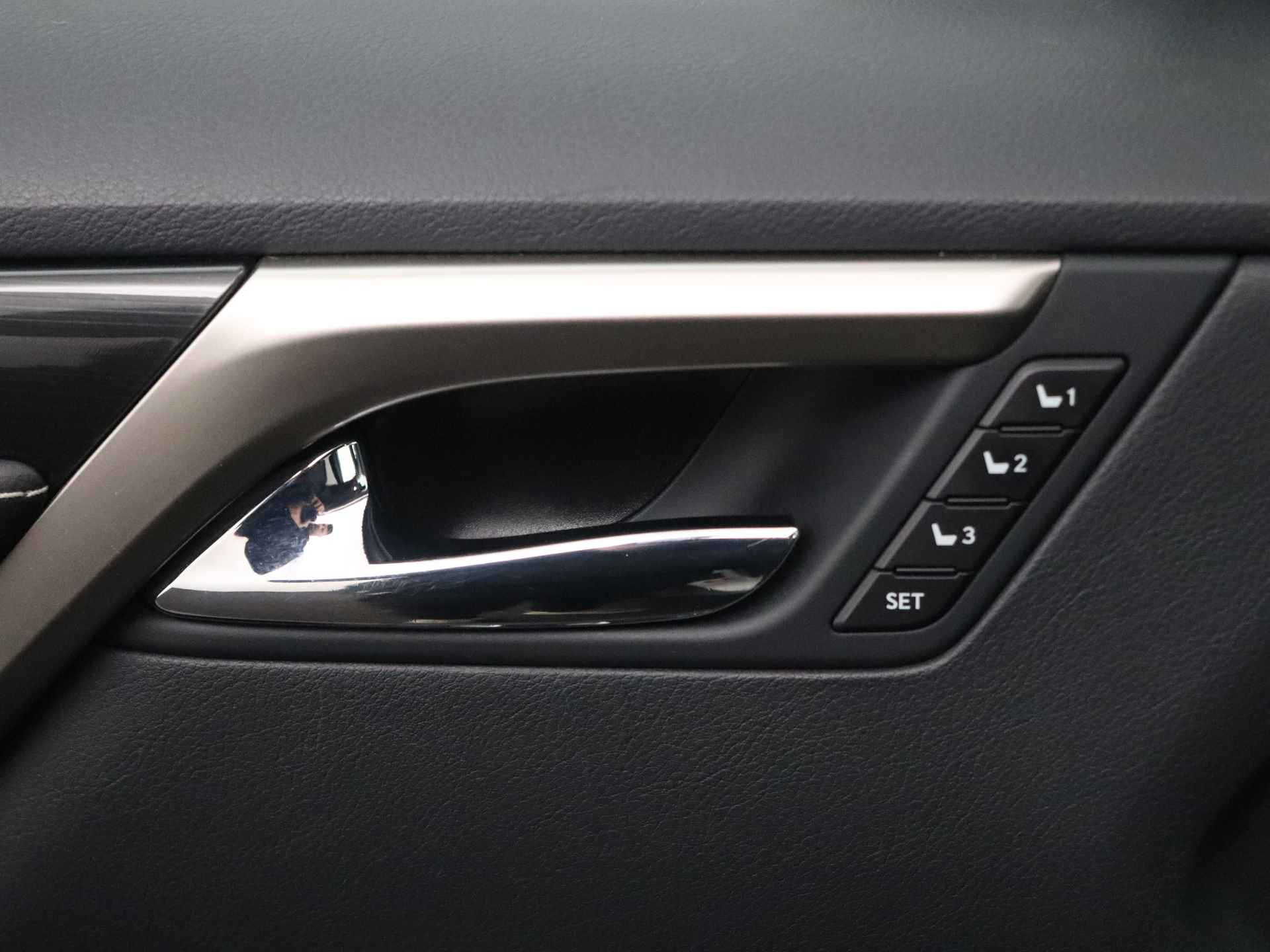 Lexus RX 450h 4WD | Navigatie | Lederen bekleding | Stoelverwarming en ventilatie | Trekhaak | Elektrisch verstelbaar bestuurdersstoel met geheugen | - 30/54
